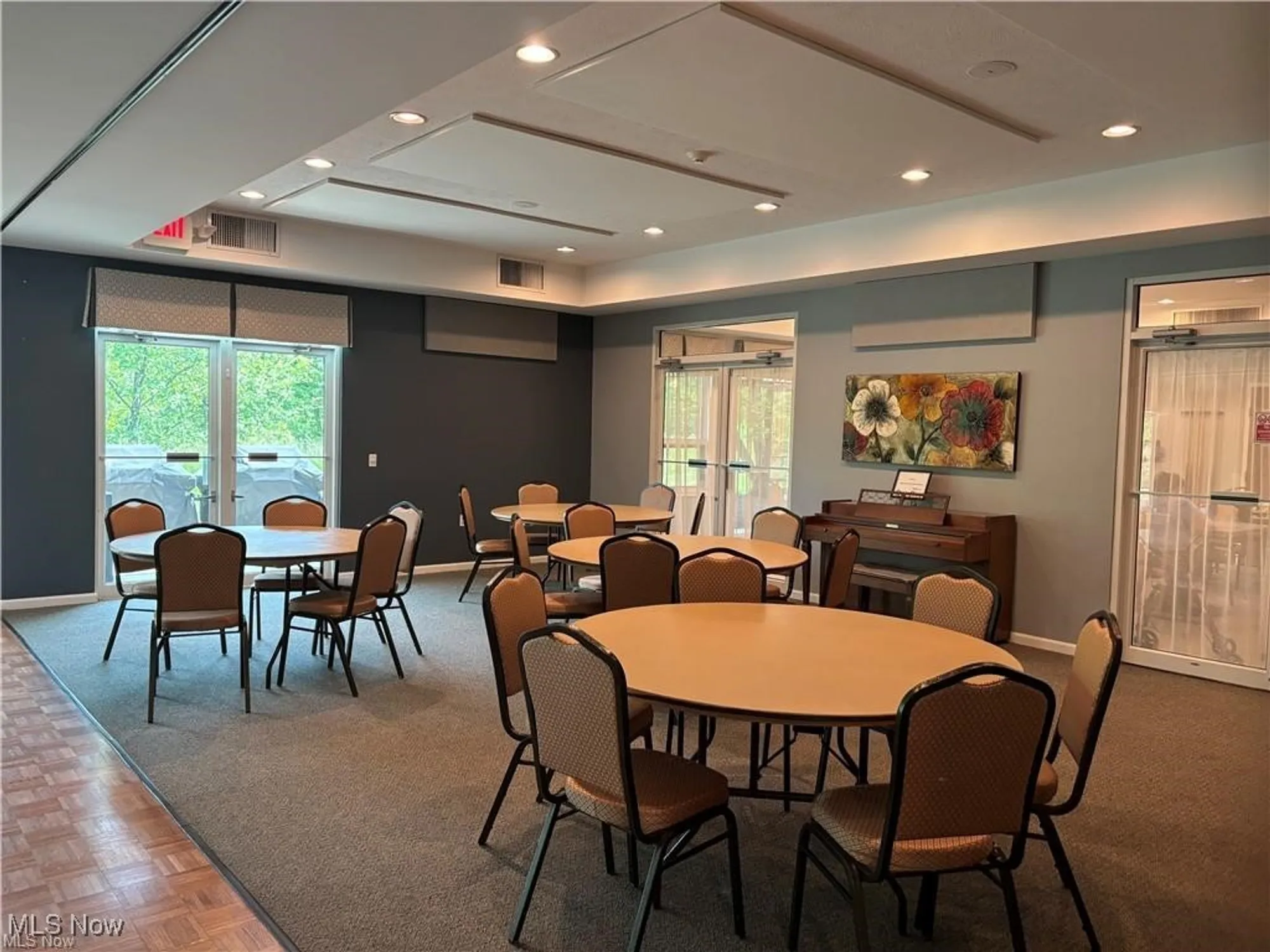 Property Slideshow image 47 of 49 | 10281 river run ln, North Royalton, OH, 44133