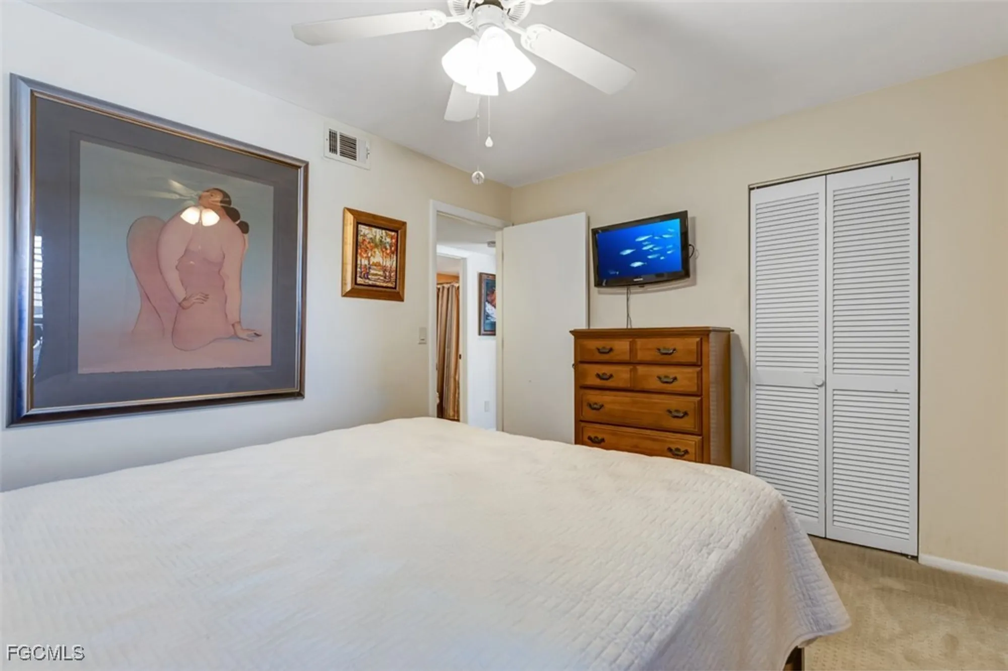 Property Slideshow image 19 of 37 | 5710 trailwinds dr apt 525, Fort Myers, FL, 33907