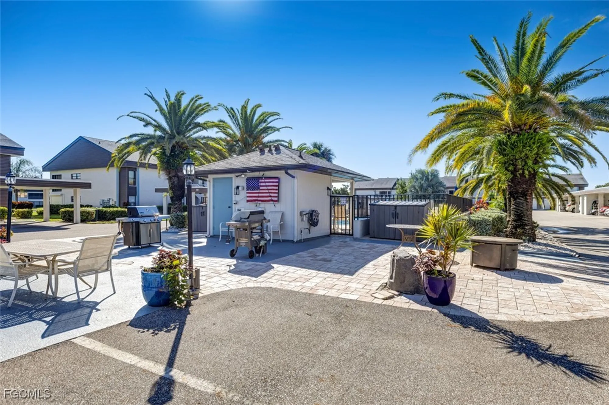 Property Slideshow image 26 of 37 | 5710 trailwinds dr apt 525, Fort Myers, FL, 33907