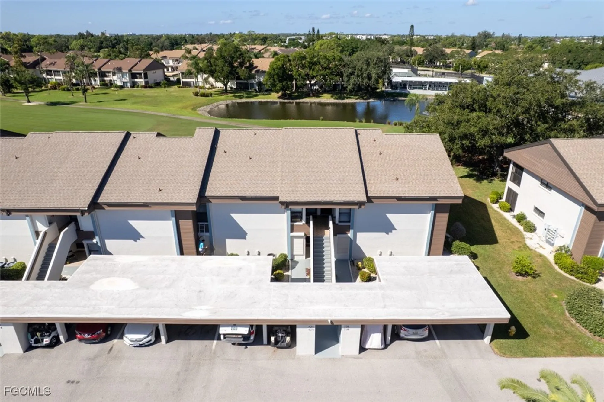 Property Slideshow image 30 of 37 | 5710 trailwinds dr apt 525, Fort Myers, FL, 33907