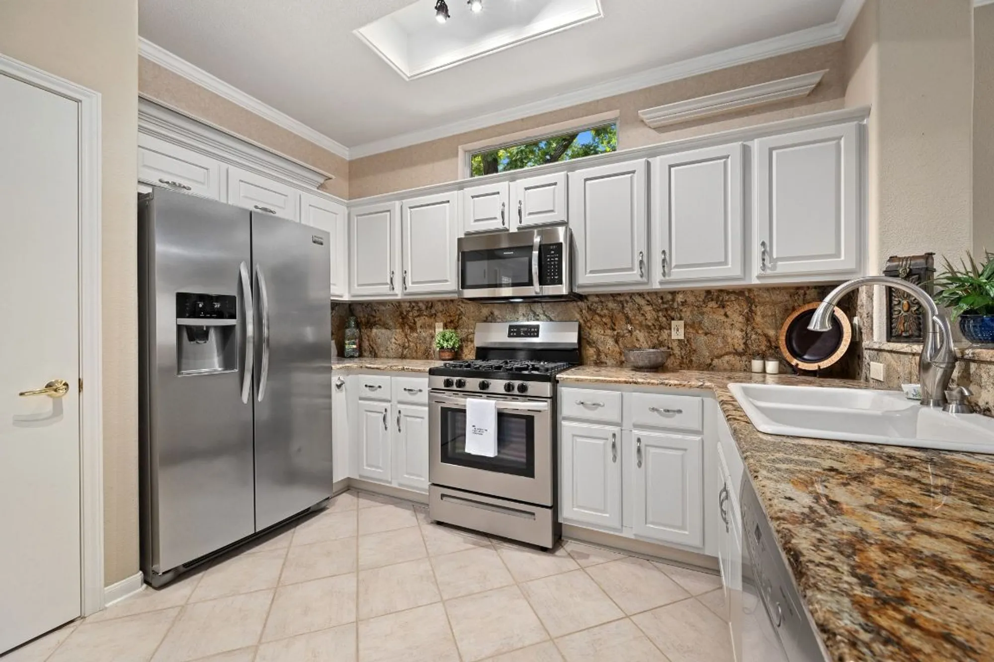 Property Slideshow image 20 of 40 | 110 old chisholm trl, Georgetown, TX, 78633