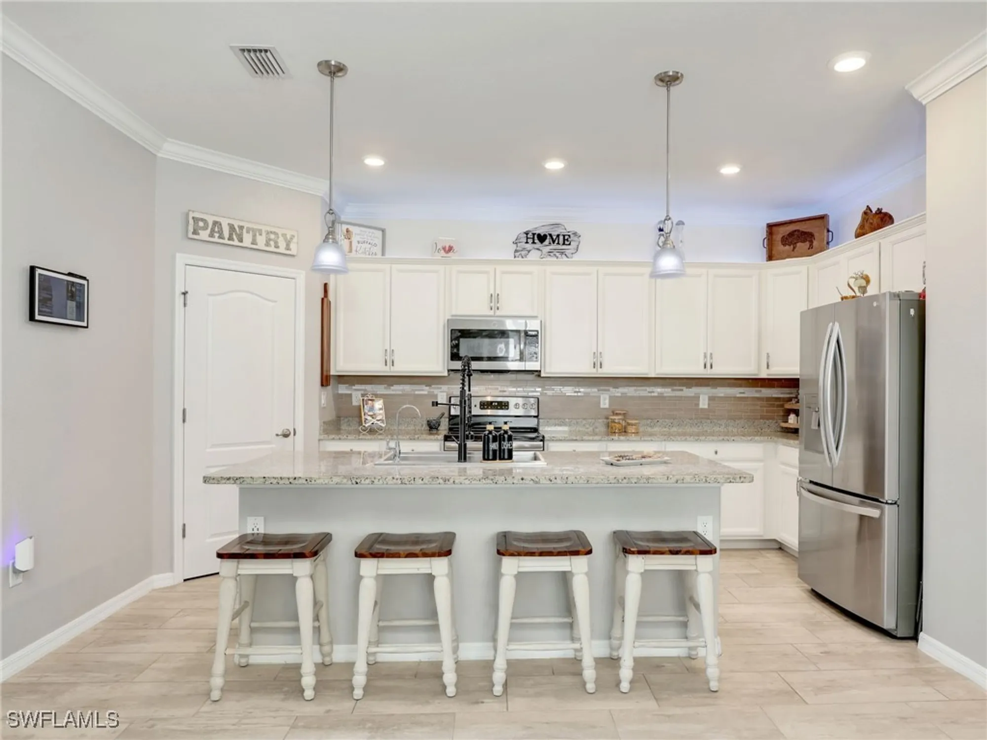 Property Slideshow image 10 of 50 | 19431 elston way, Estero, FL, 33928