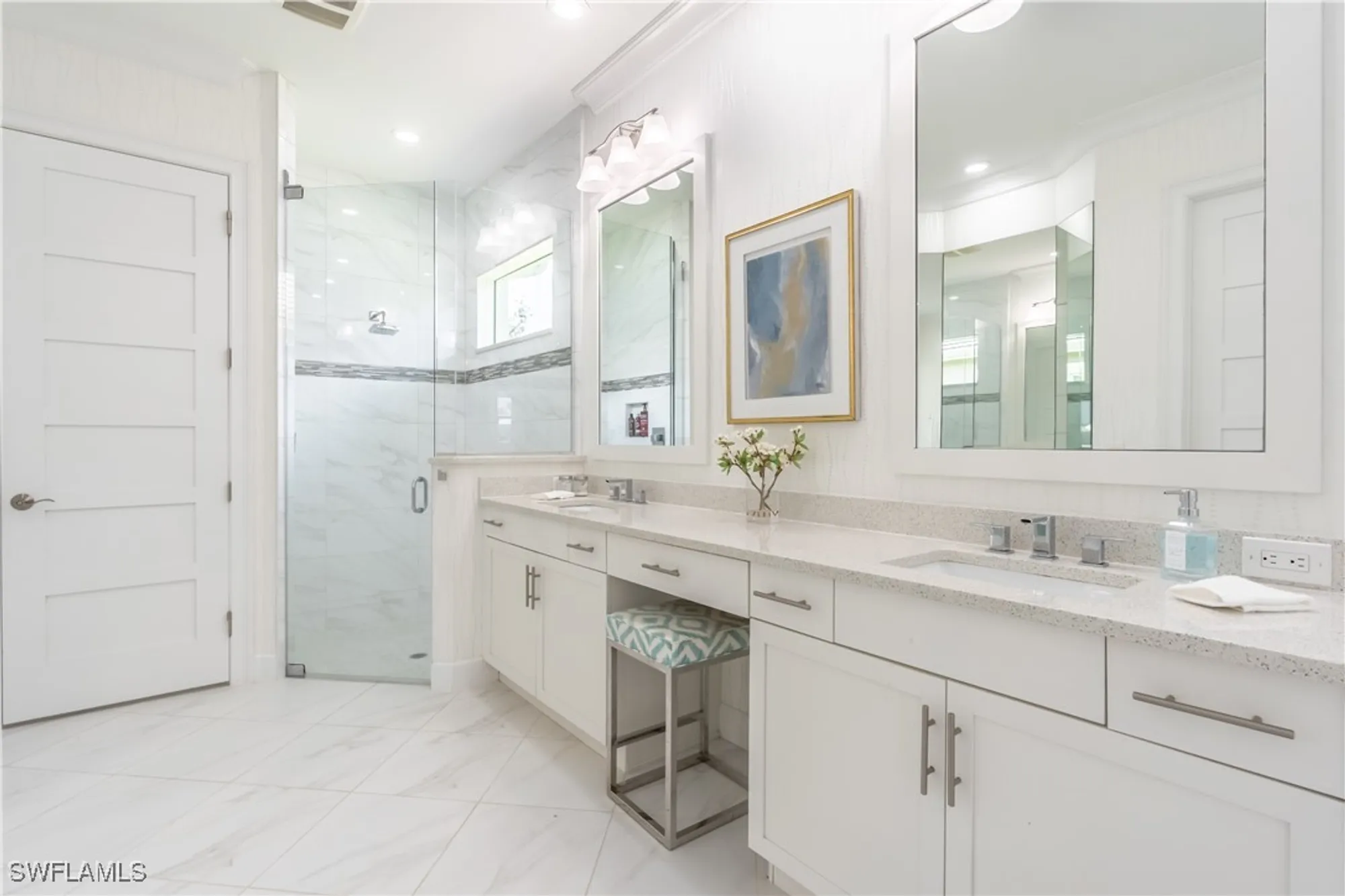 Property Slideshow image 28 of 50 | 5060 martinique dr, Naples, FL, 34113