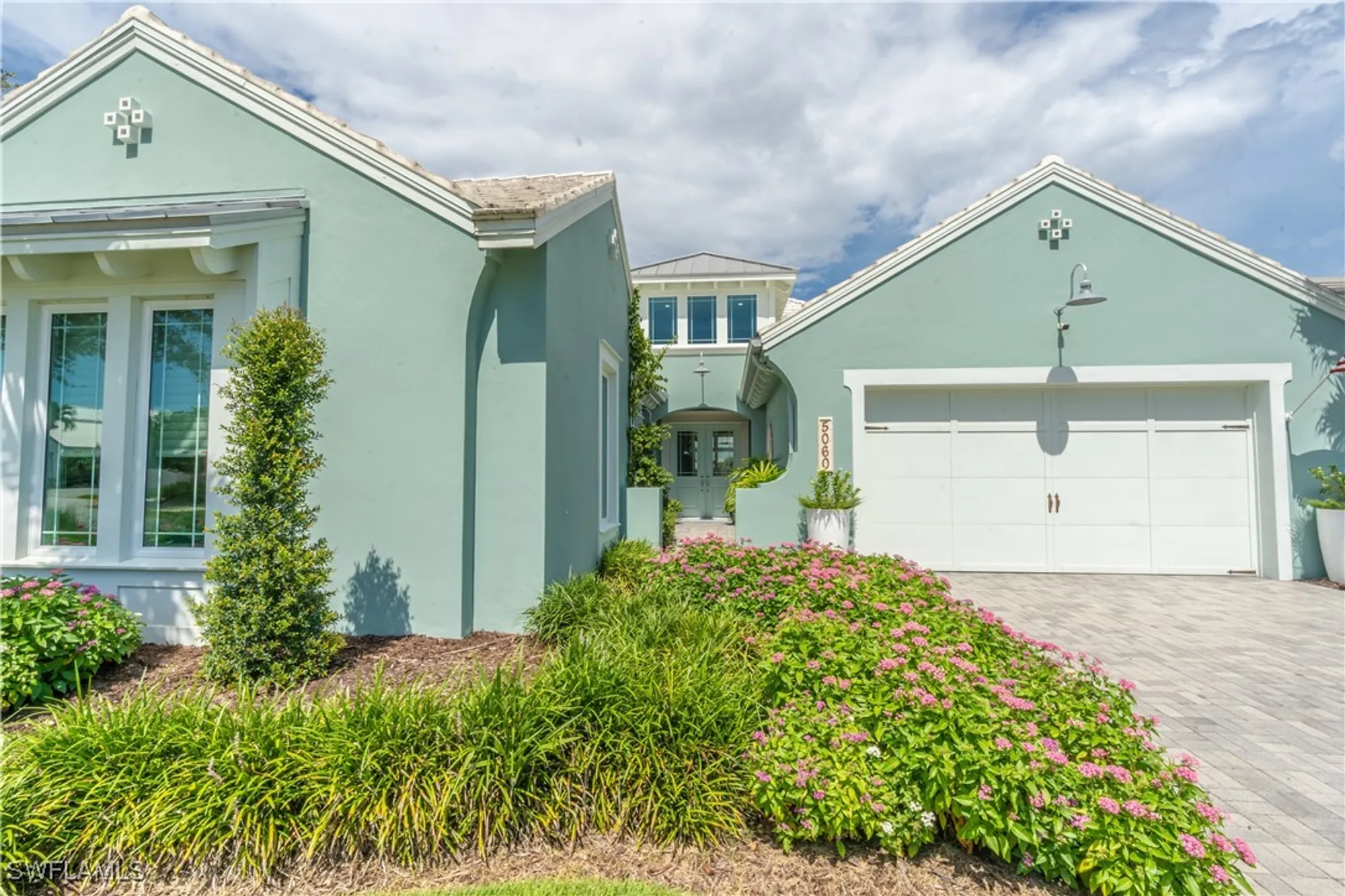 Property Slideshow image 45 of 50 | 5060 martinique dr, Naples, FL, 34113