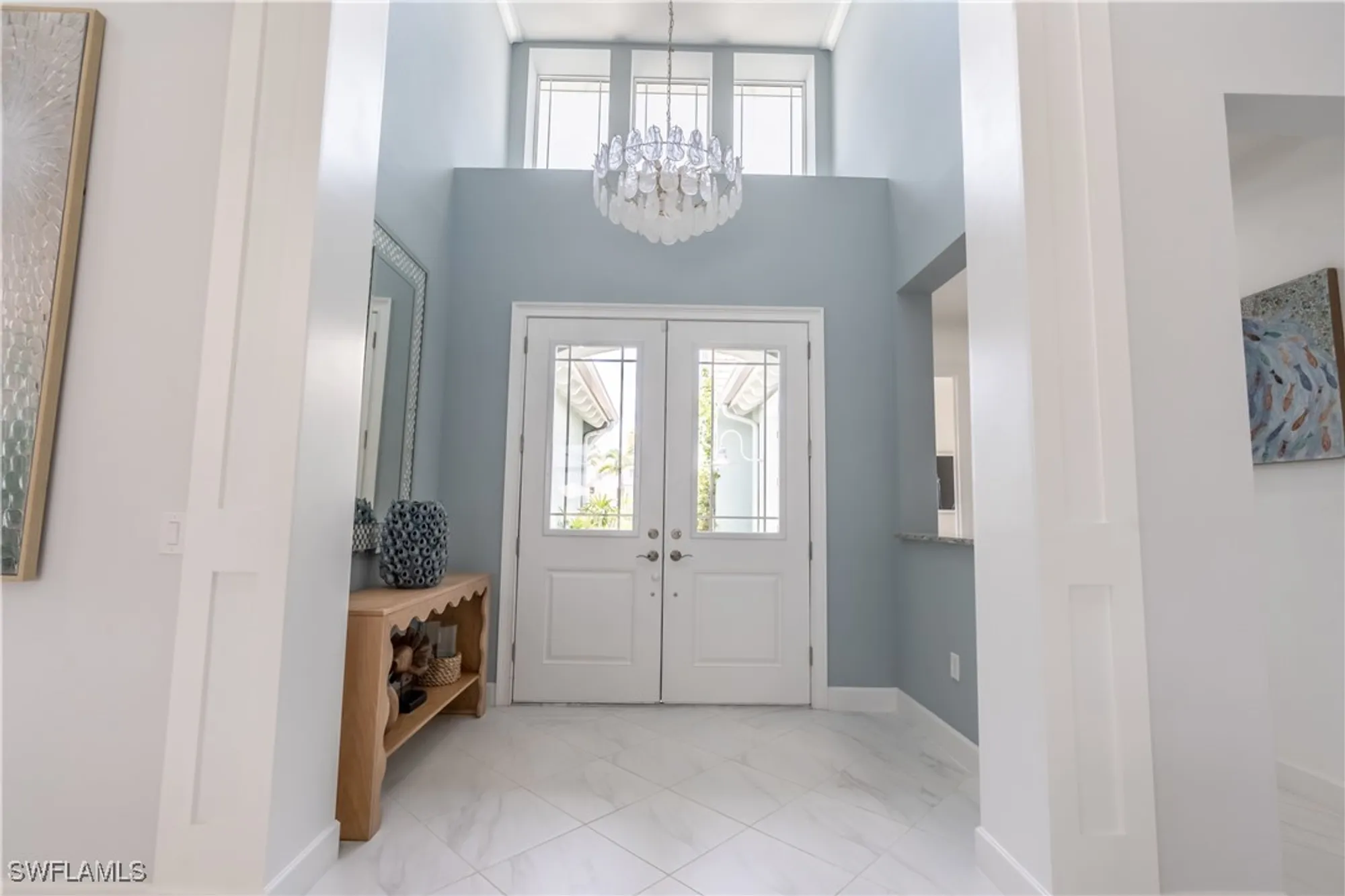 Property Slideshow image 5 of 50 | 5060 martinique dr, Naples, FL, 34113