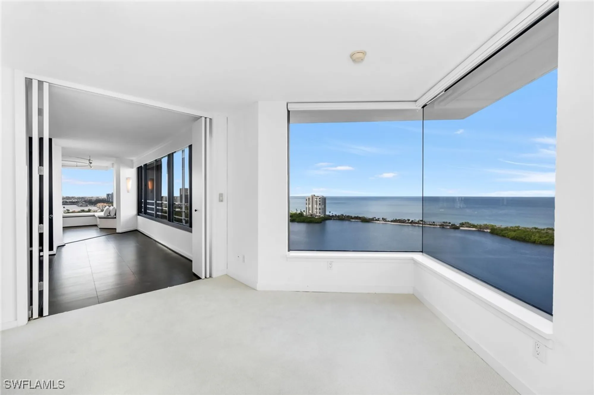 Property Slideshow image 28 of 47 | 5555 heron point dr 2101, Naples, FL, 34108