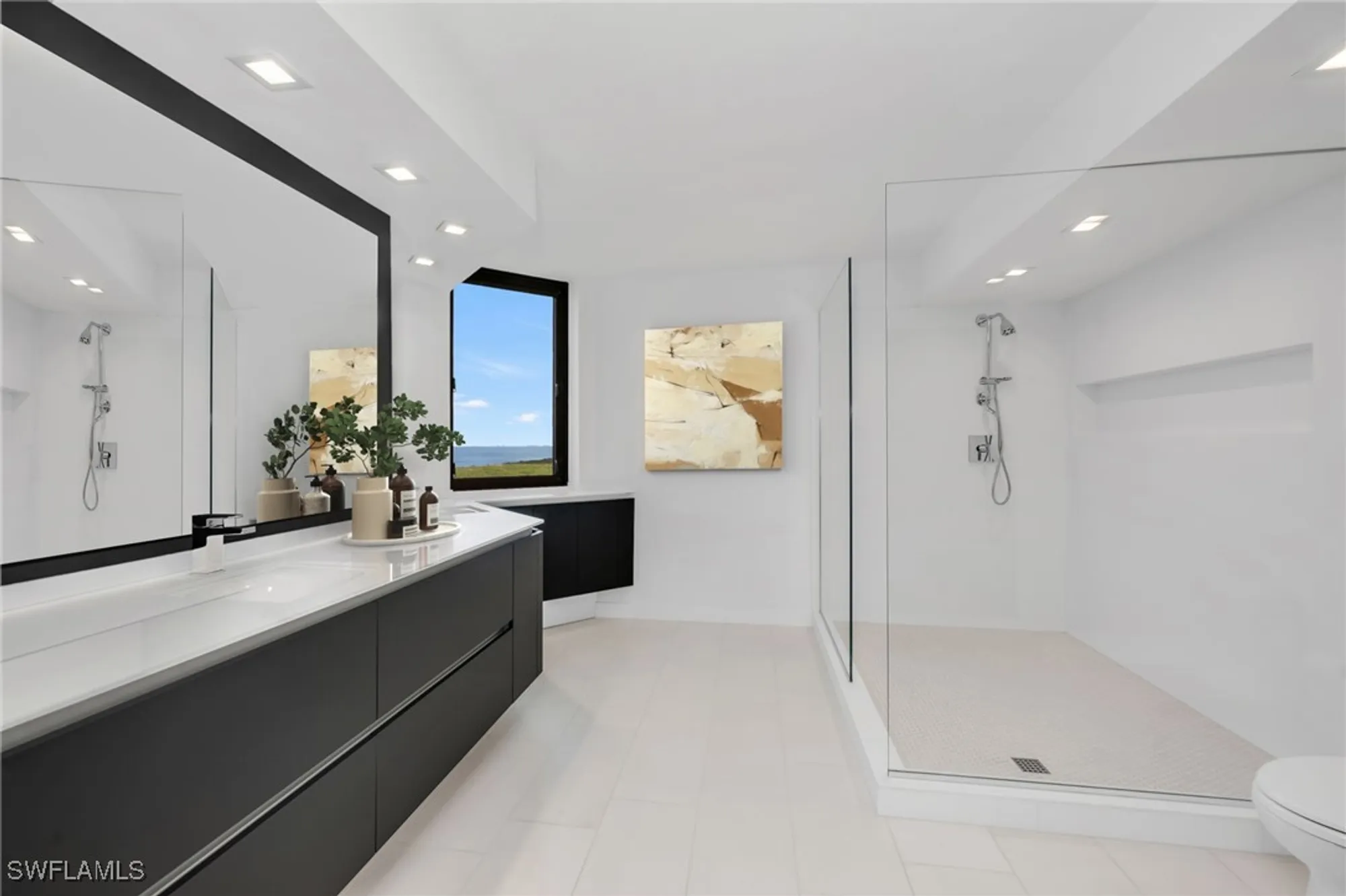 Property Slideshow image 29 of 47 | 5555 heron point dr 2101, Naples, FL, 34108