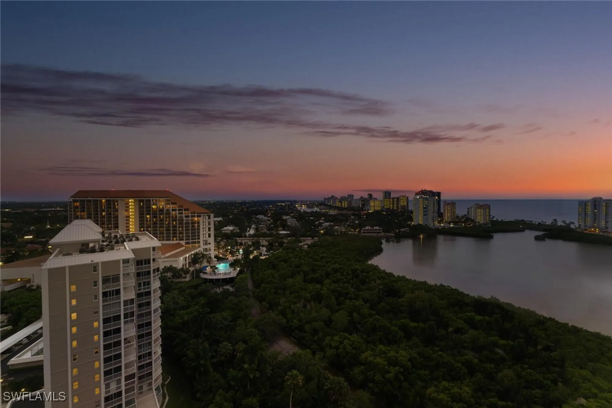 Property Slideshow image 23 of 47 | 5555 heron point dr 2101, Naples, FL, 34108