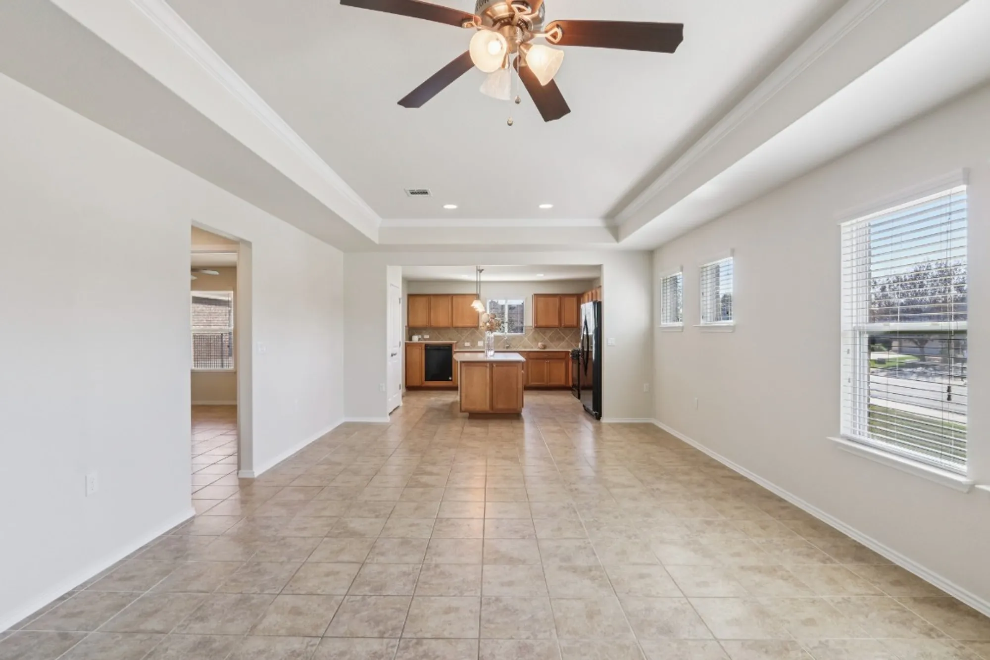 Property Slideshow image 11 of 40 | 600 chambers creek ct, Georgetown, TX, 78633