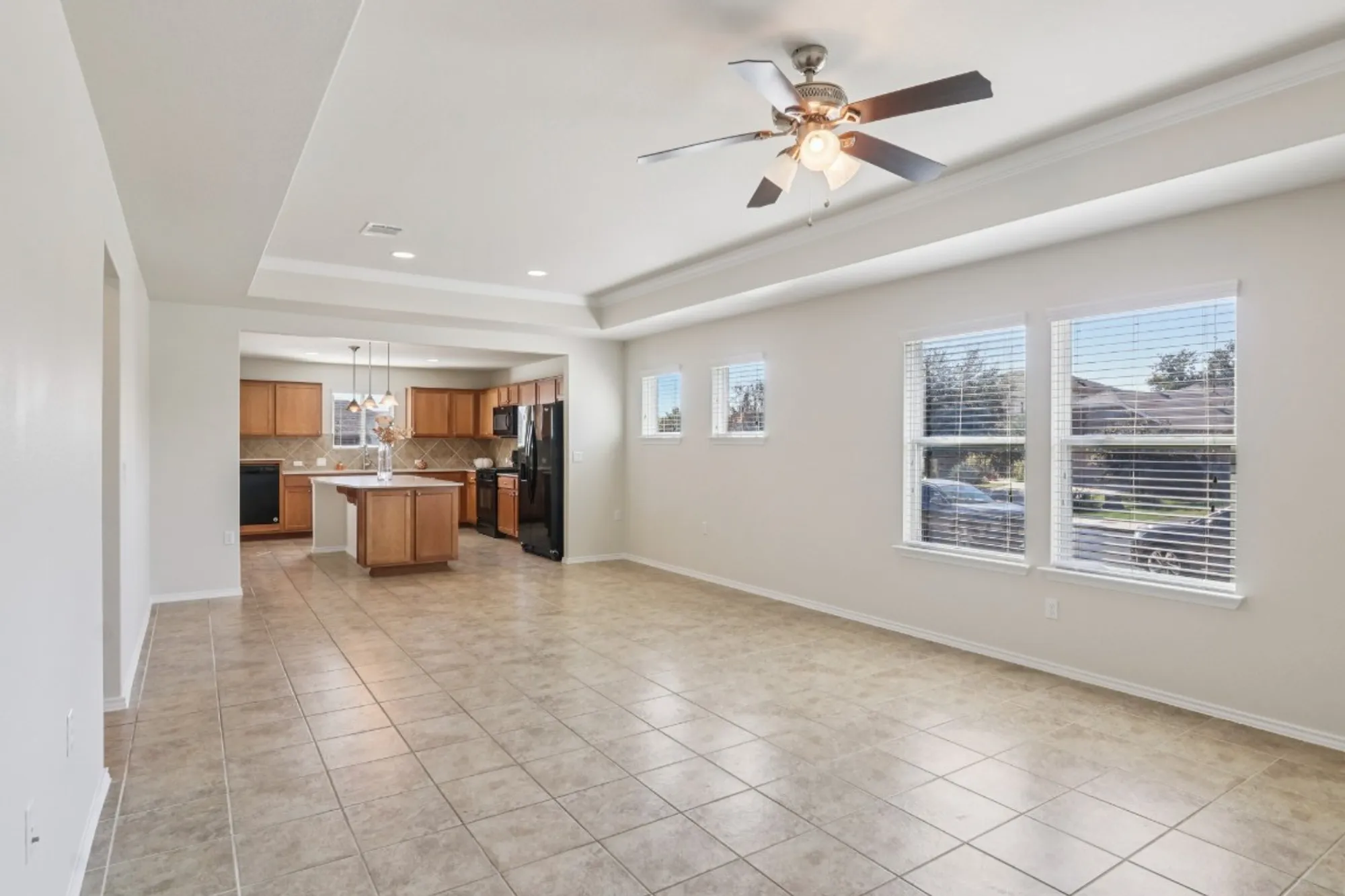 Property Slideshow image 12 of 40 | 600 chambers creek ct, Georgetown, TX, 78633