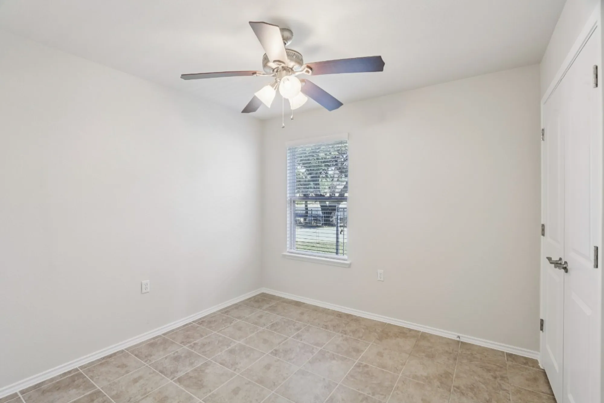 Property Slideshow image 24 of 40 | 600 chambers creek ct, Georgetown, TX, 78633