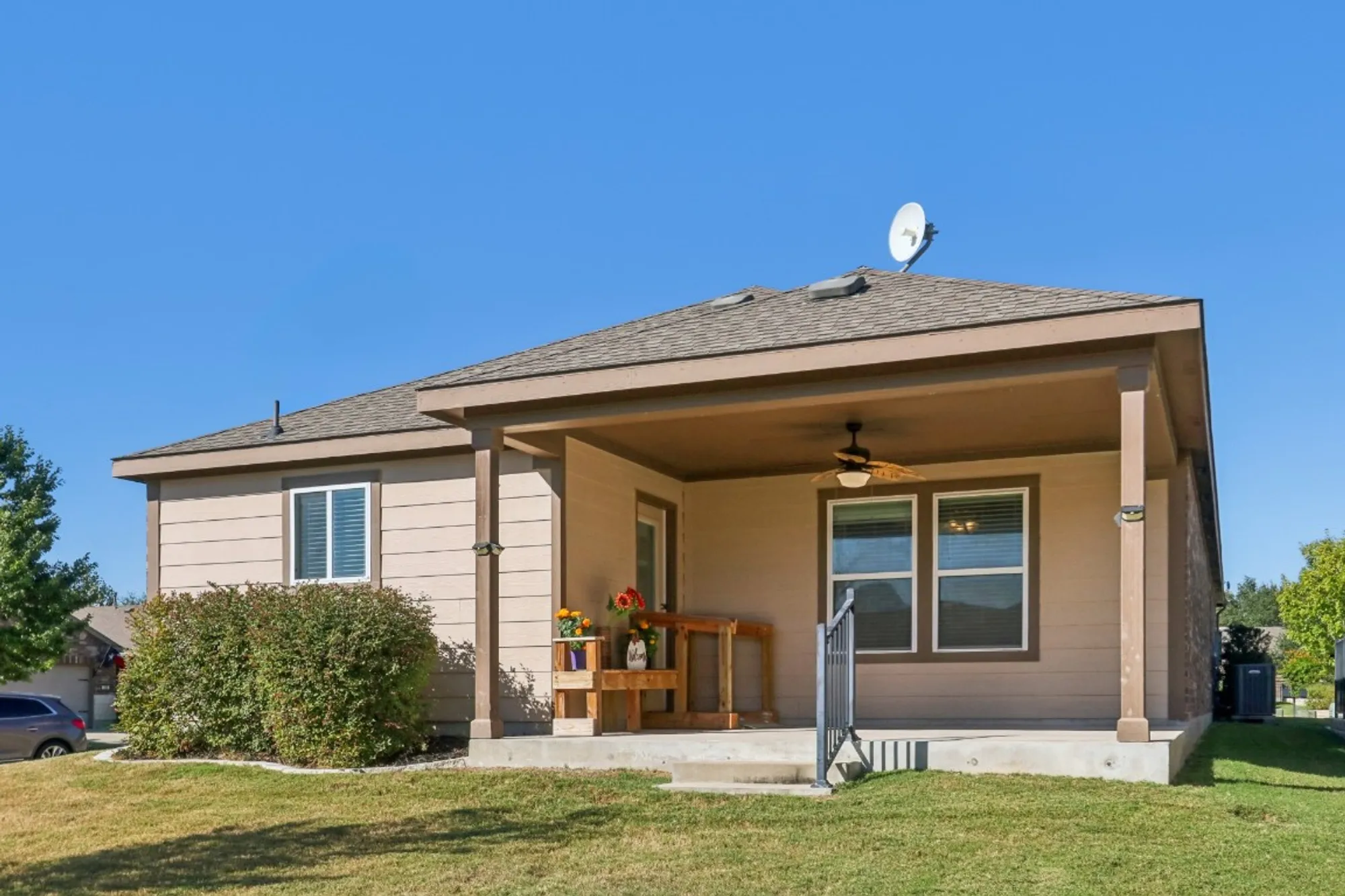 Property Slideshow image 35 of 40 | 600 chambers creek ct, Georgetown, TX, 78633