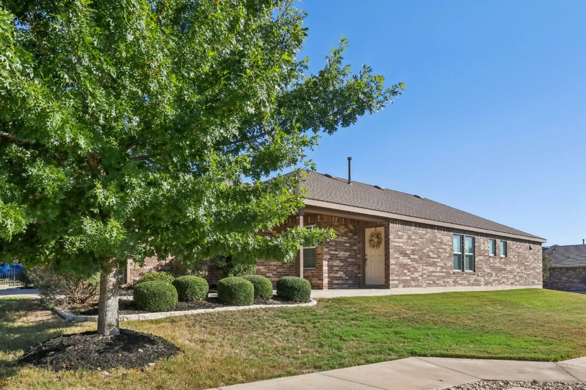 Property Slideshow image 3 of 40 | 600 chambers creek ct, Georgetown, TX, 78633