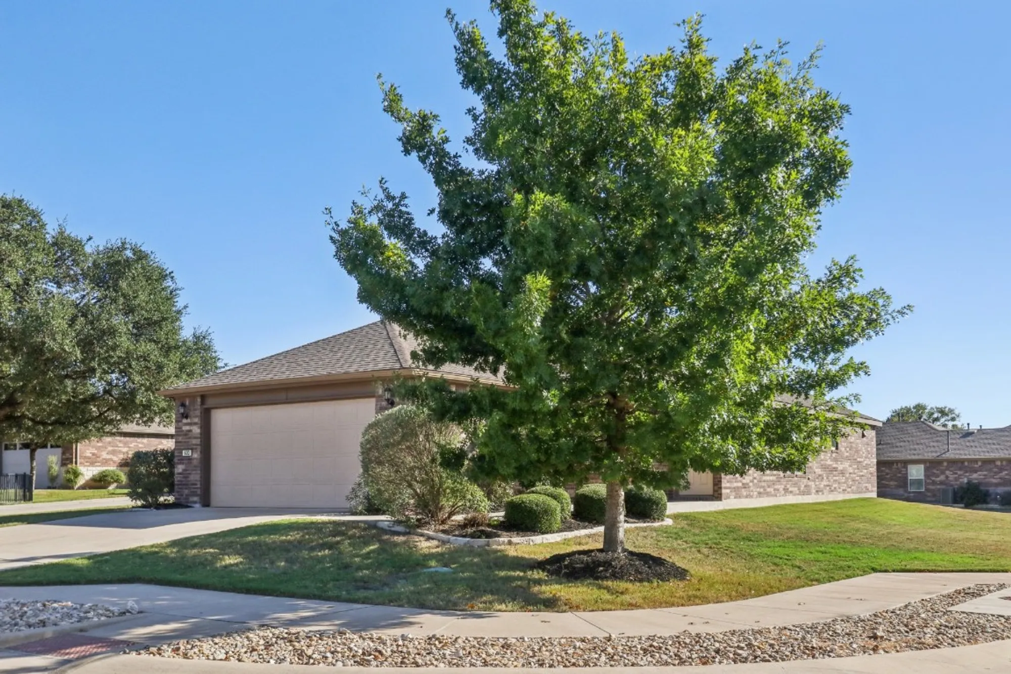 Property Slideshow image 4 of 40 | 600 chambers creek ct, Georgetown, TX, 78633