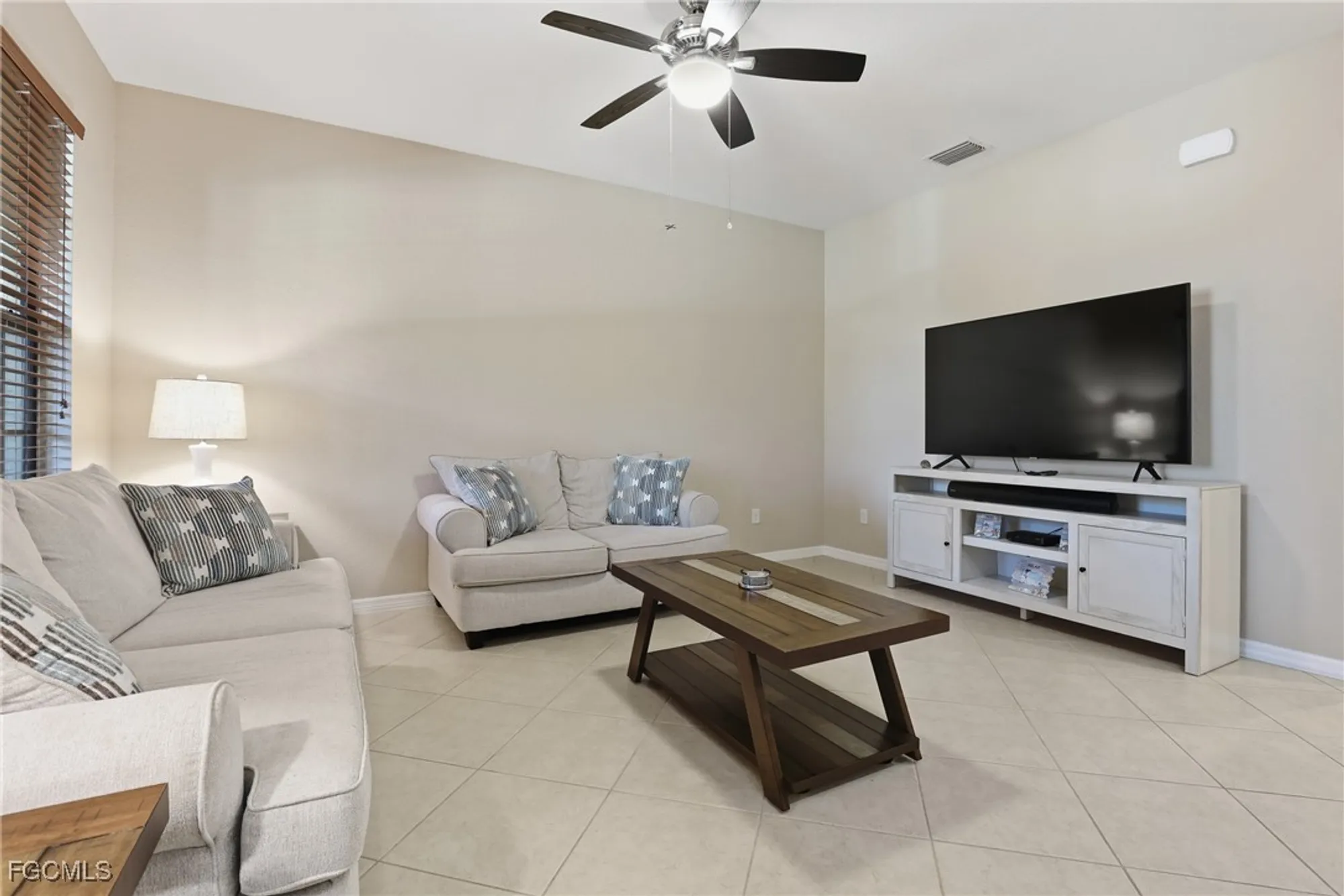 Property Slideshow image 9 of 49 | 11272 paseo grande blvd apt 5703, Fort Myers, FL, 33912