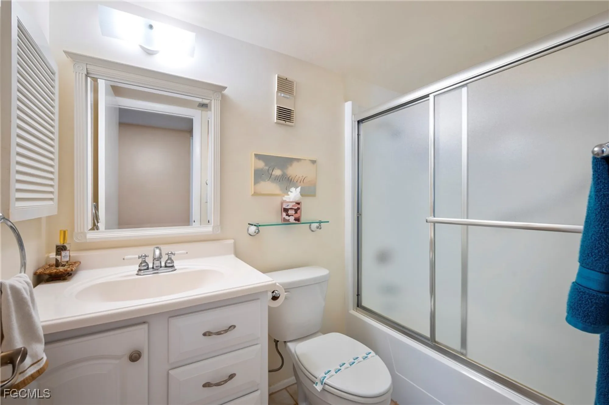 Property Slideshow image 17 of 34 | 1580 pine valley dr apt 217, Fort Myers, FL, 33907