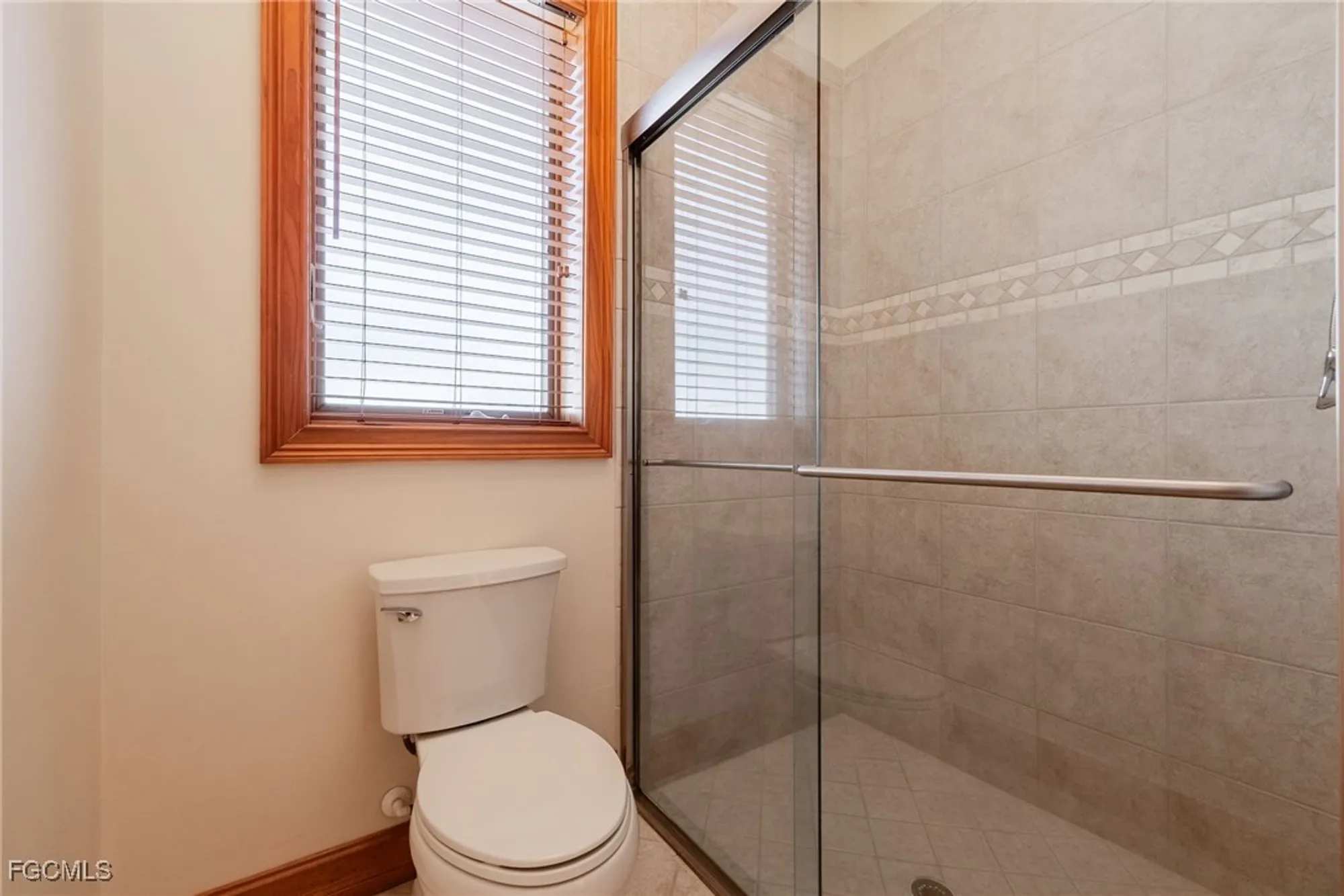 Property Slideshow image 30 of 50 | 8230 hunters glen cir, North Fort Myers, FL, 33917