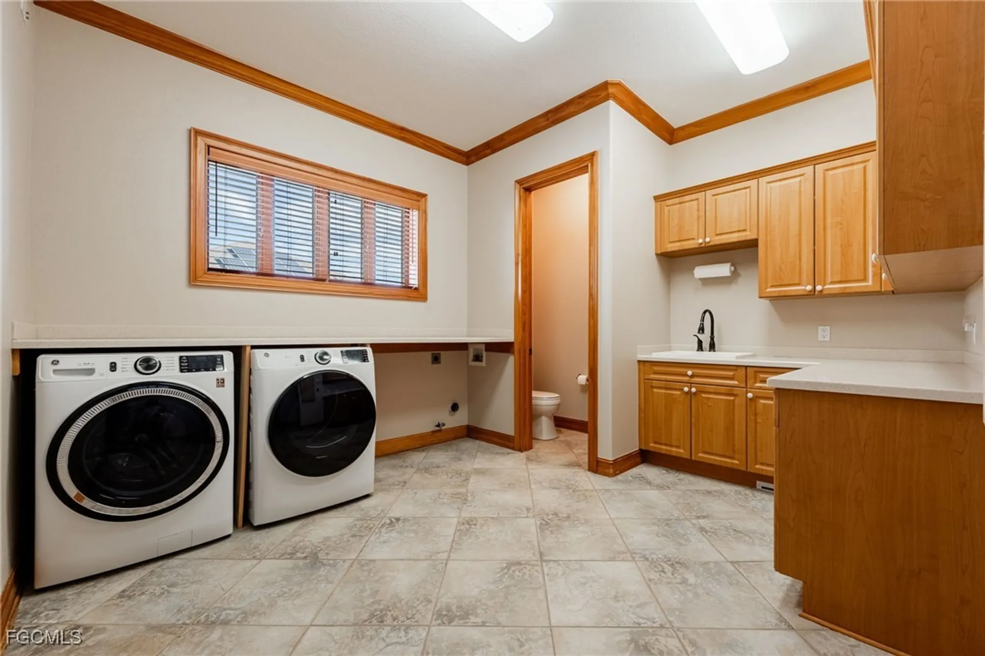 Property Slideshow image 33 of 50 | 8230 hunters glen cir, North Fort Myers, FL, 33917