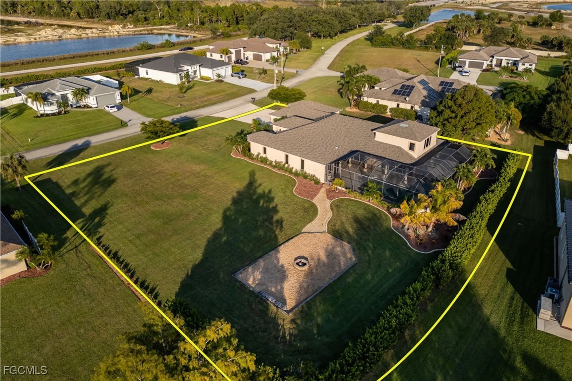 Property Slideshow image 47 of 50 | 8230 hunters glen cir, North Fort Myers, FL, 33917