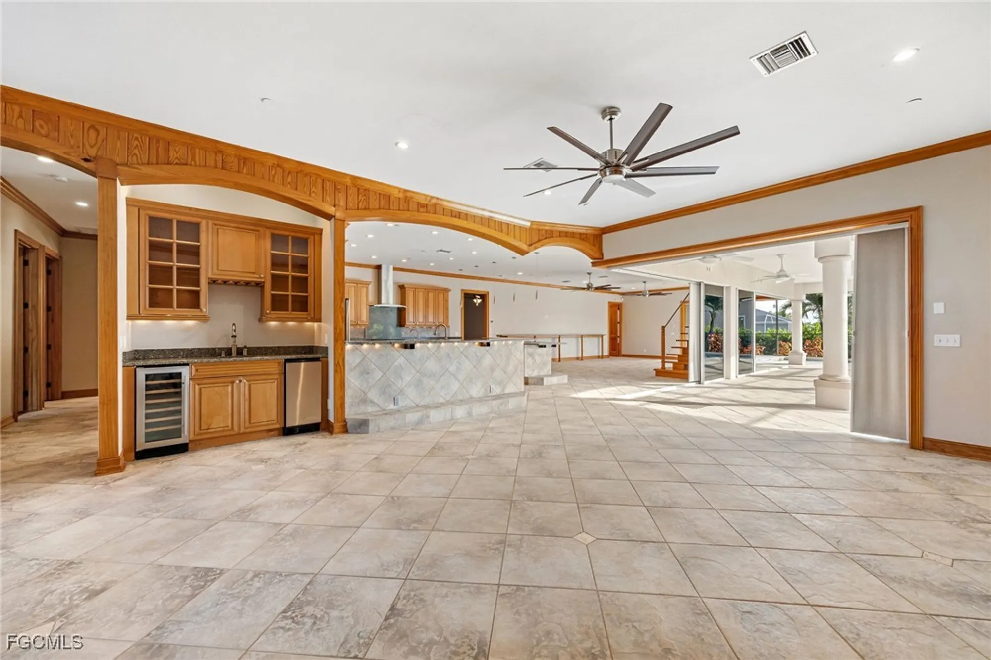 Property Slideshow image 4 of 50 | 8230 hunters glen cir, North Fort Myers, FL, 33917