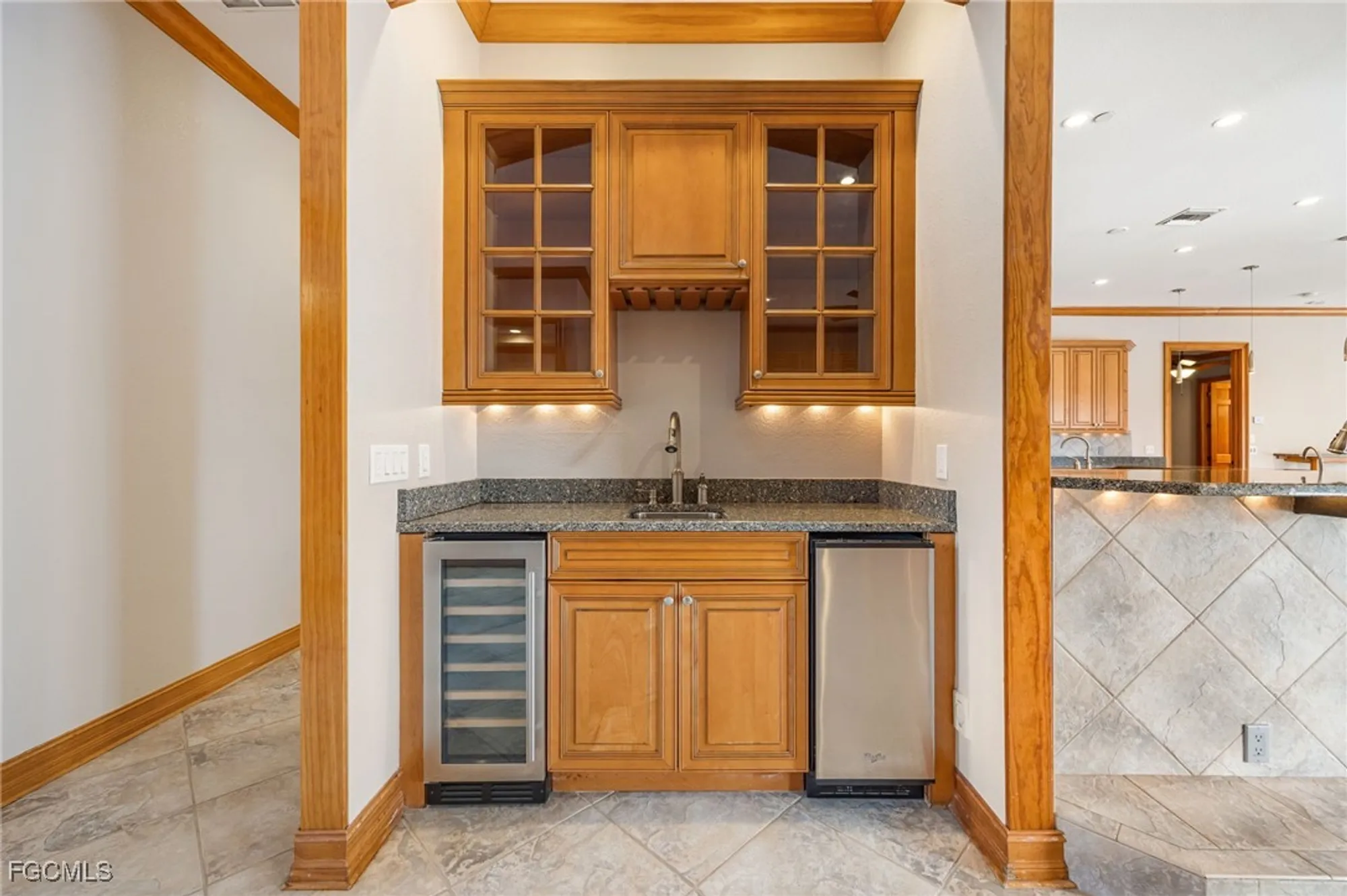 Property Slideshow image 5 of 50 | 8230 hunters glen cir, North Fort Myers, FL, 33917