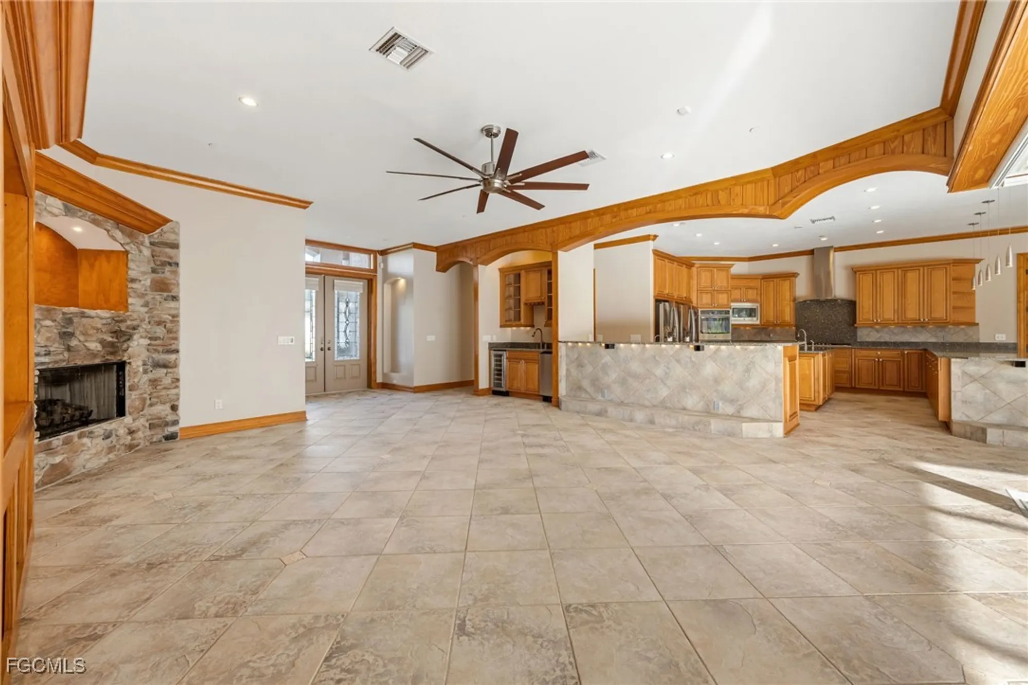 Property Slideshow image 6 of 50 | 8230 hunters glen cir, North Fort Myers, FL, 33917