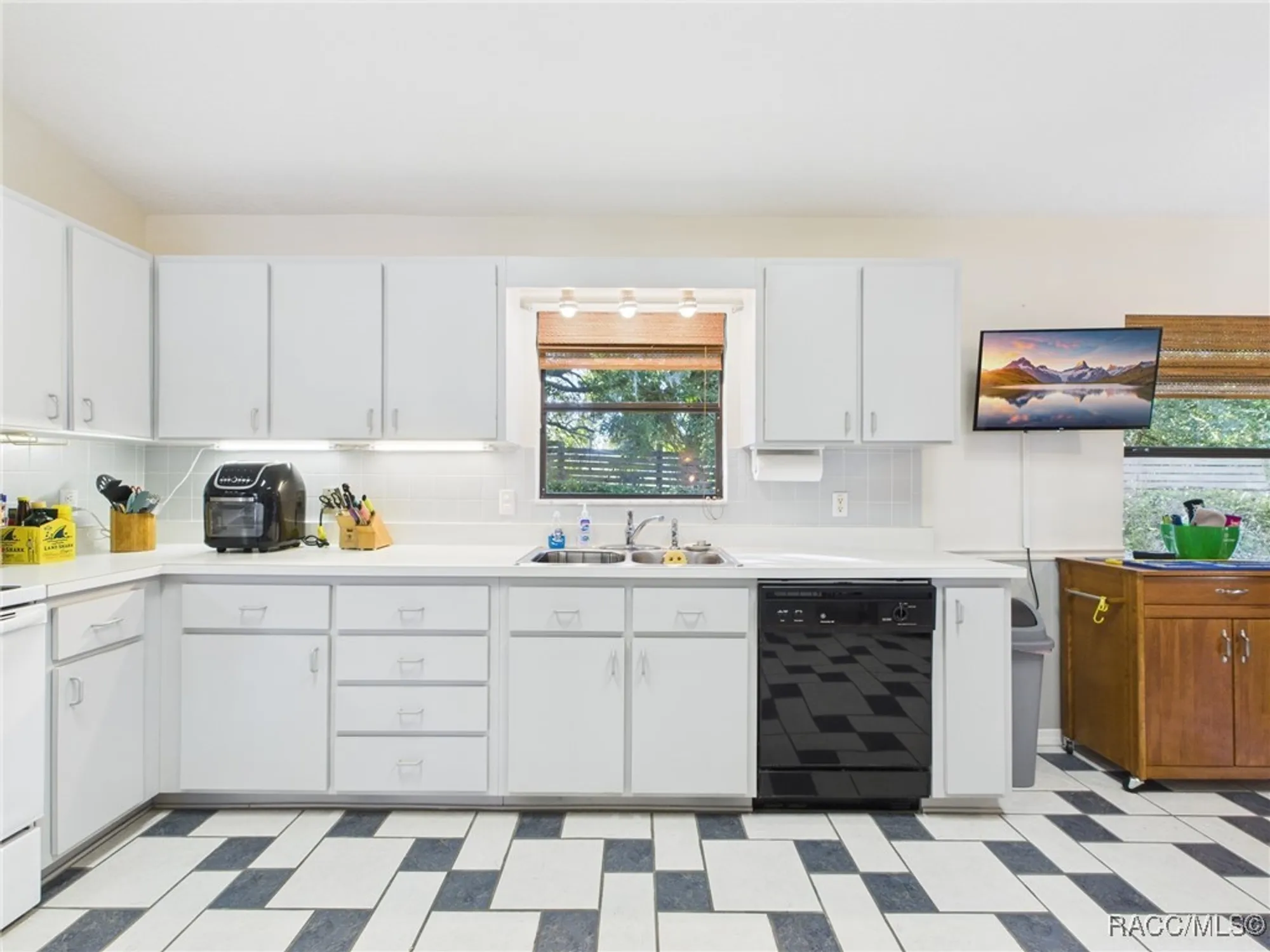 Property Slideshow image 11 of 44 | 6268 w weston dr, Crystal River, FL, 34429