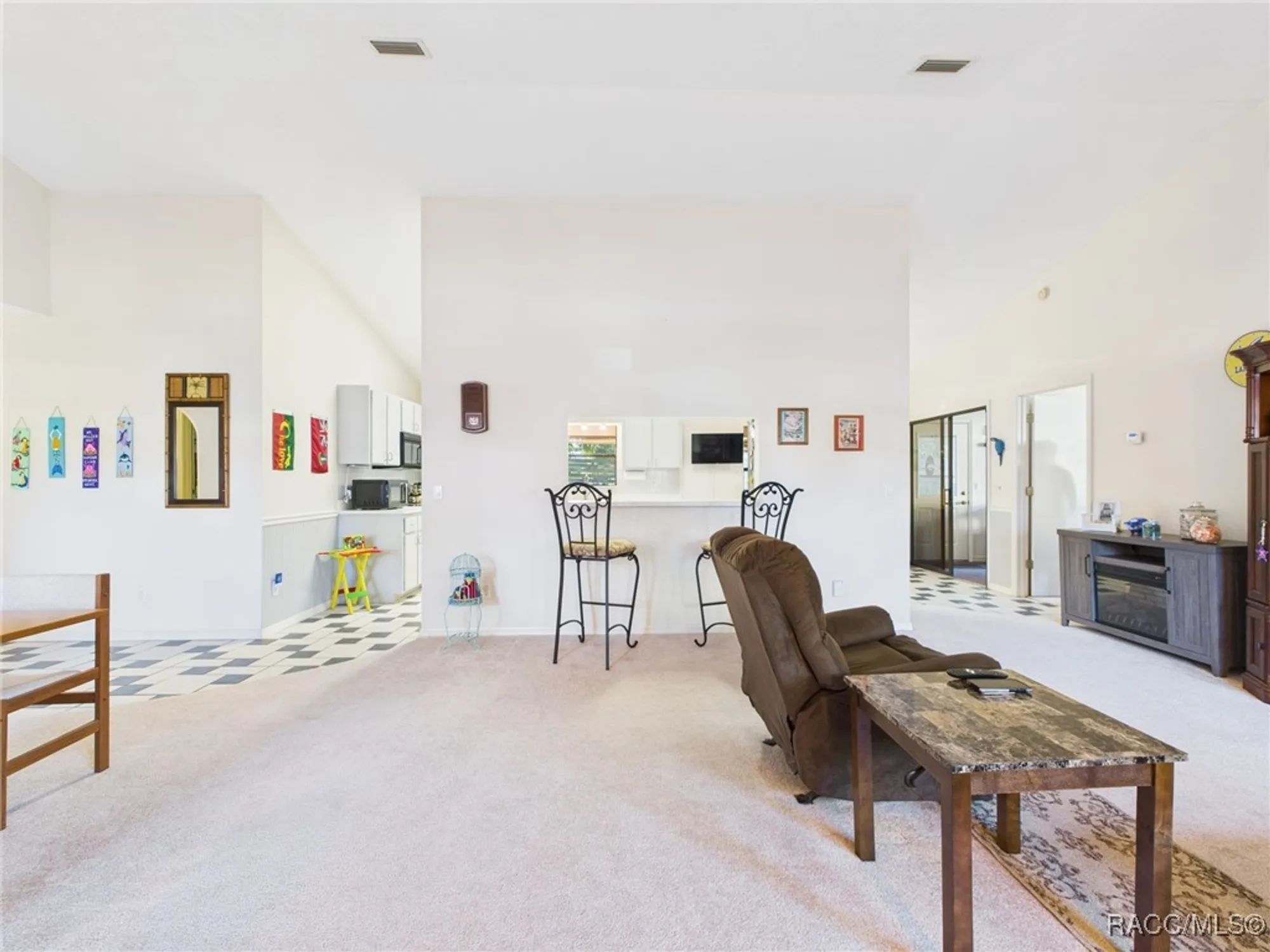 Property Slideshow image 8 of 44 | 6268 w weston dr, Crystal River, FL, 34429