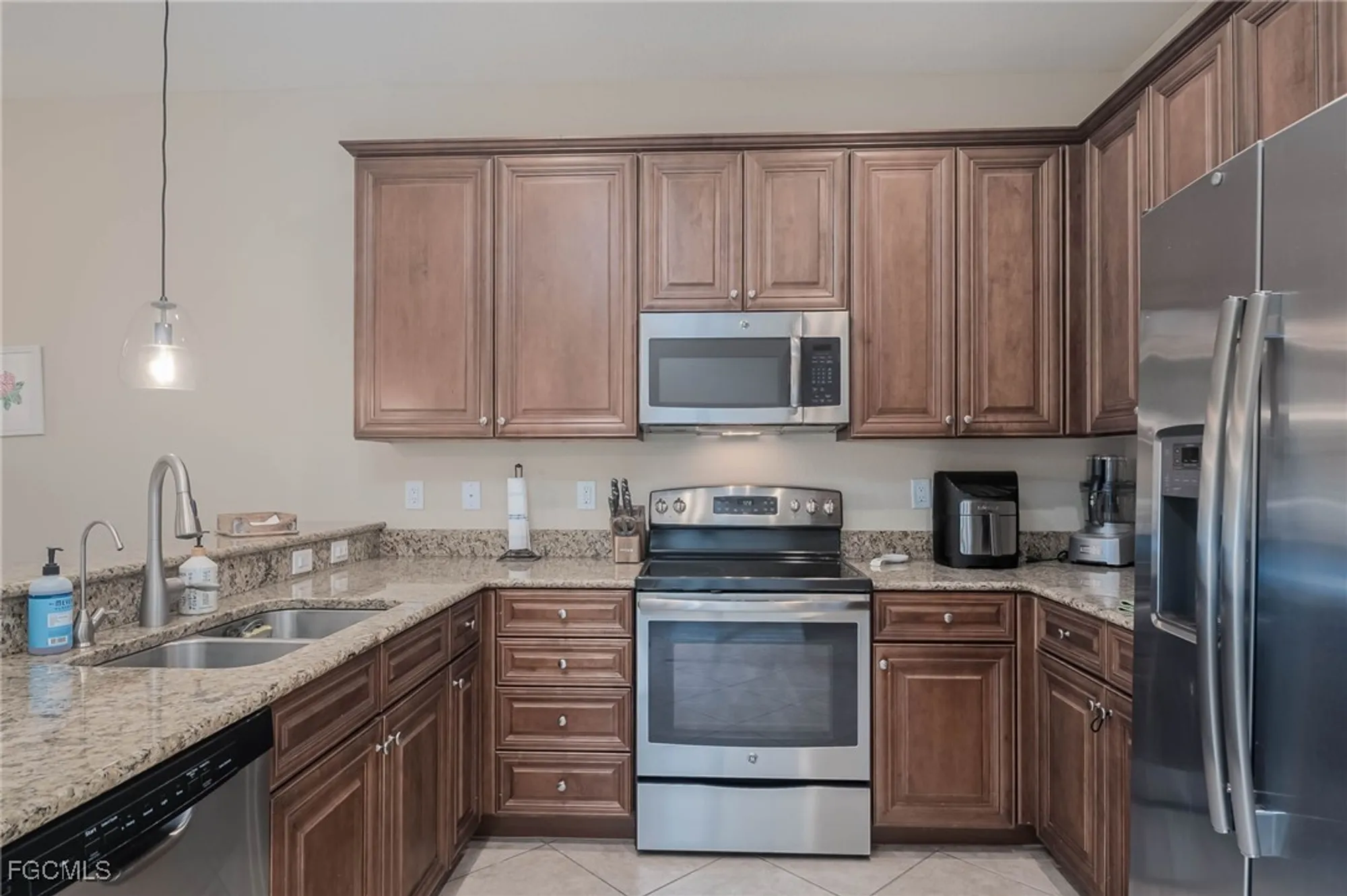 Property Slideshow image 7 of 42 | 11736 izarra way apt 7809, Fort Myers, FL, 33912