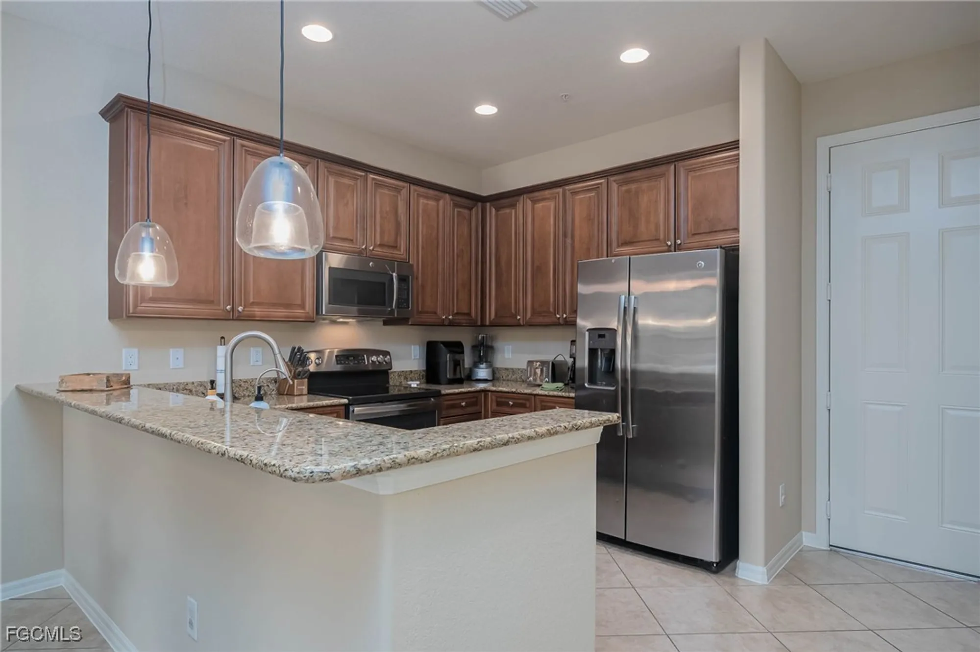 Property Slideshow image 8 of 42 | 11736 izarra way apt 7809, Fort Myers, FL, 33912