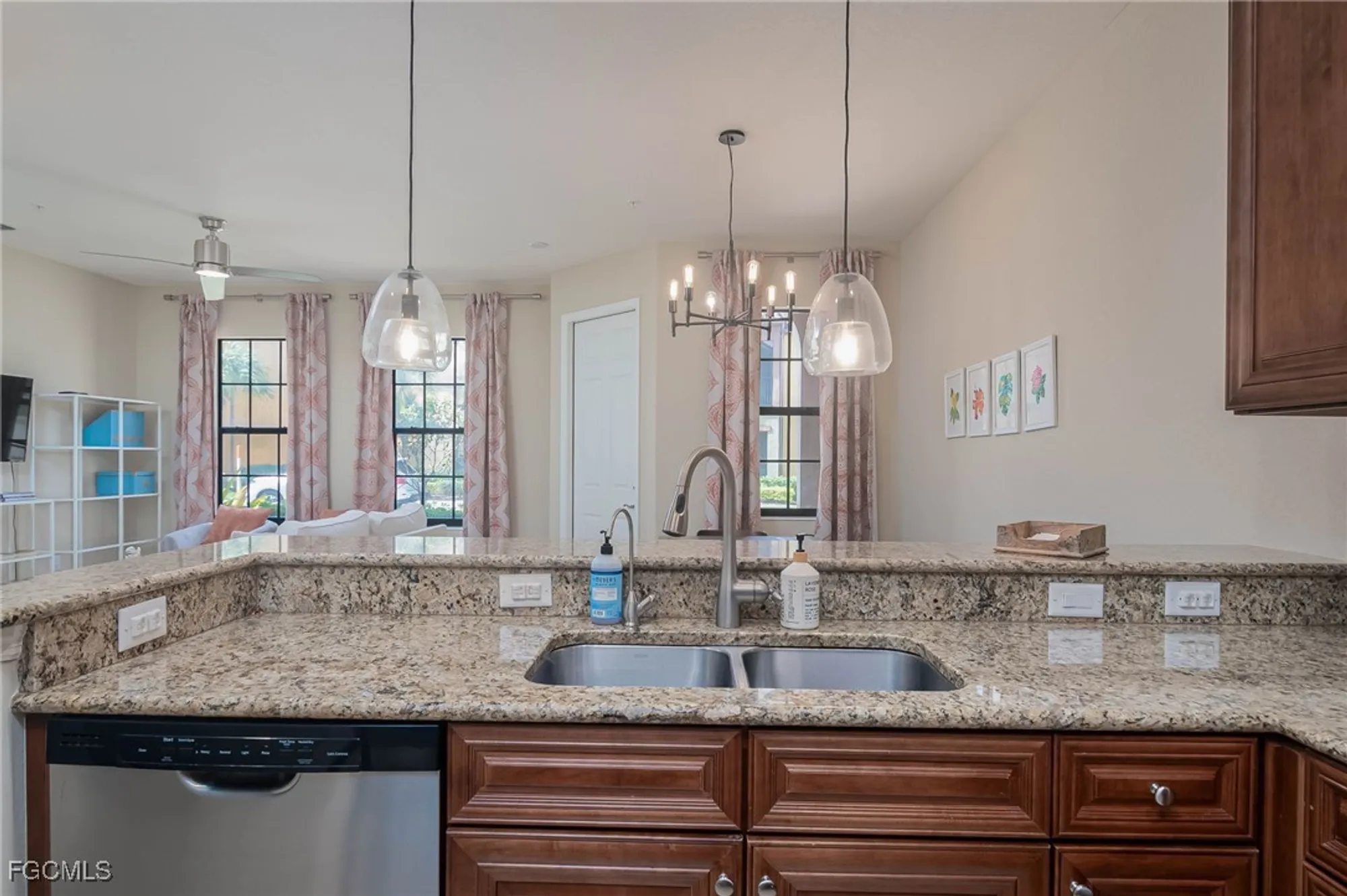 Property Slideshow image 9 of 42 | 11736 izarra way apt 7809, Fort Myers, FL, 33912