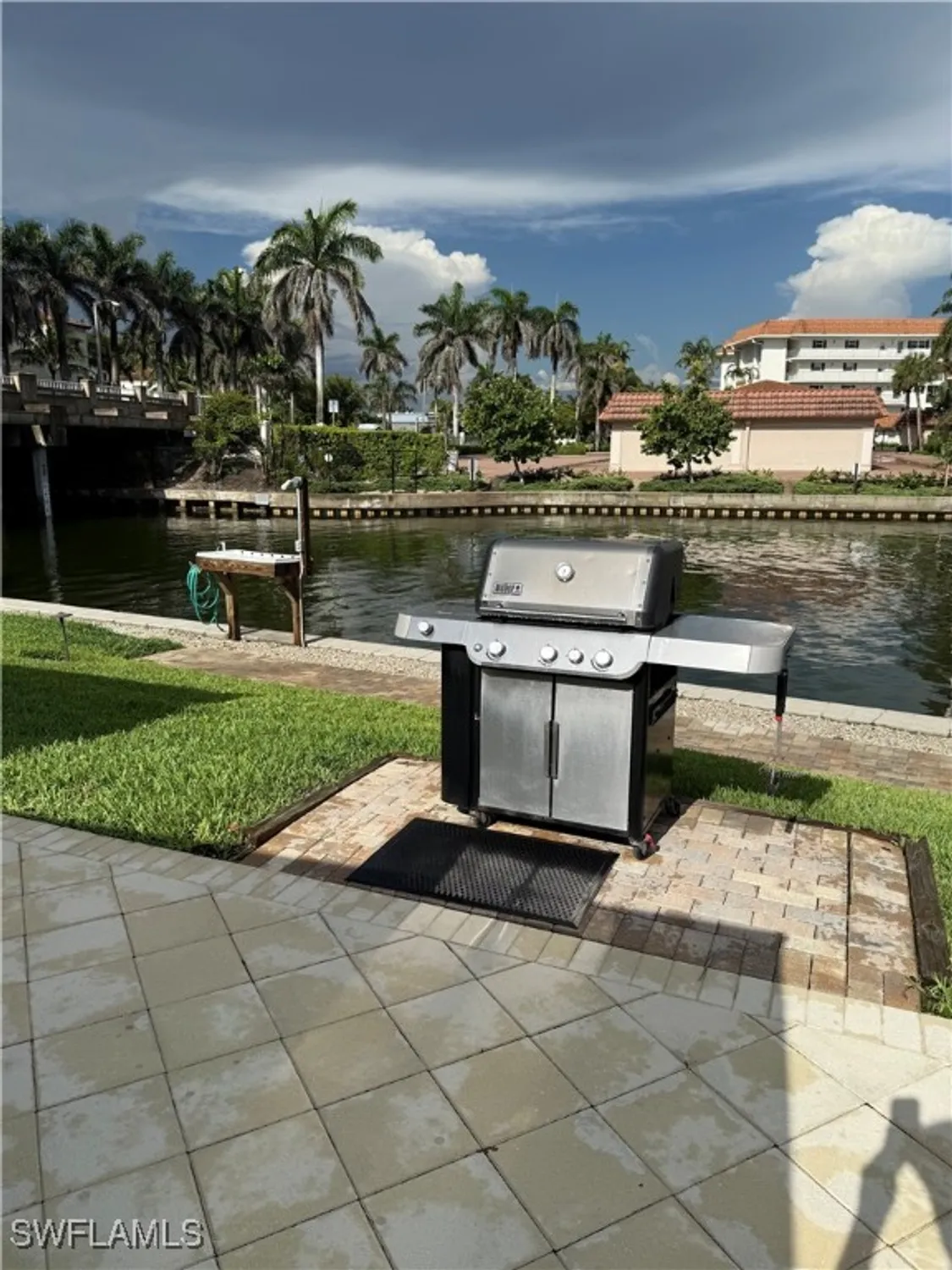 Property Slideshow image 14 of 17 | 2880 gulf shore blvd 404, Naples, FL, 34103