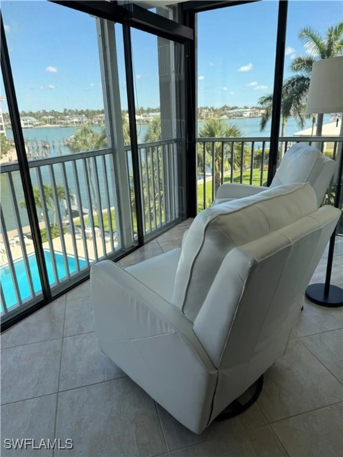 Property Slideshow image 6 of 17 | 2880 gulf shore blvd 404, Naples, FL, 34103