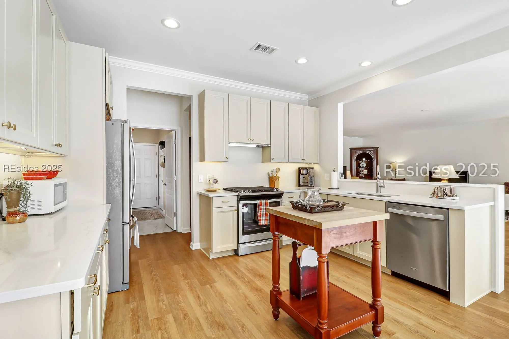 Property Slideshow image 18 of 51 | 22 columbus cir, Bluffton, SC, 29909