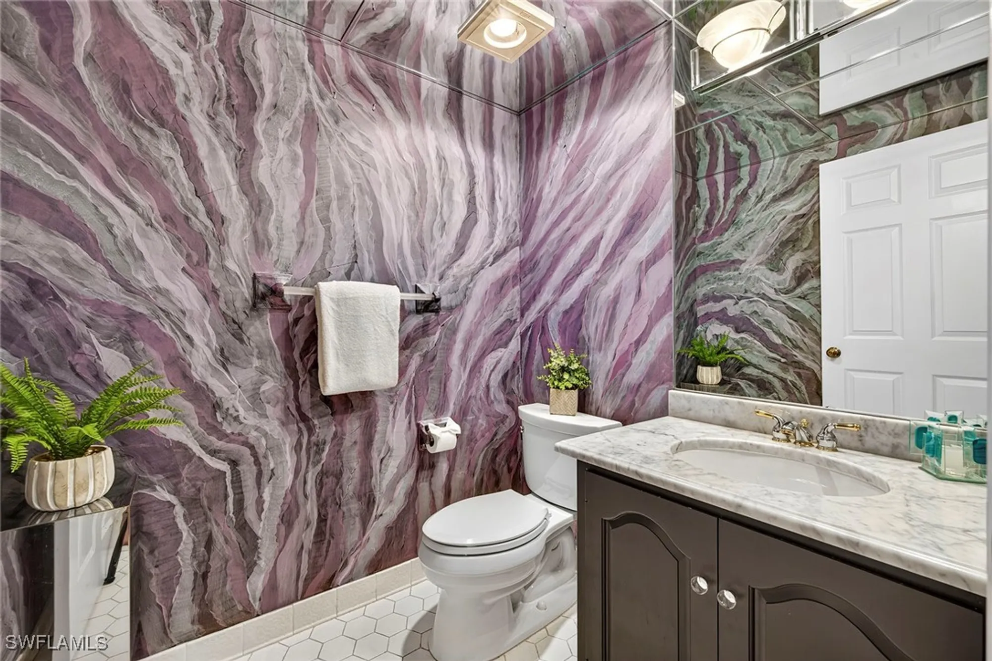 Property Slideshow image 14 of 36 | 6075 pelican bay blvd 204, Naples, FL, 34108