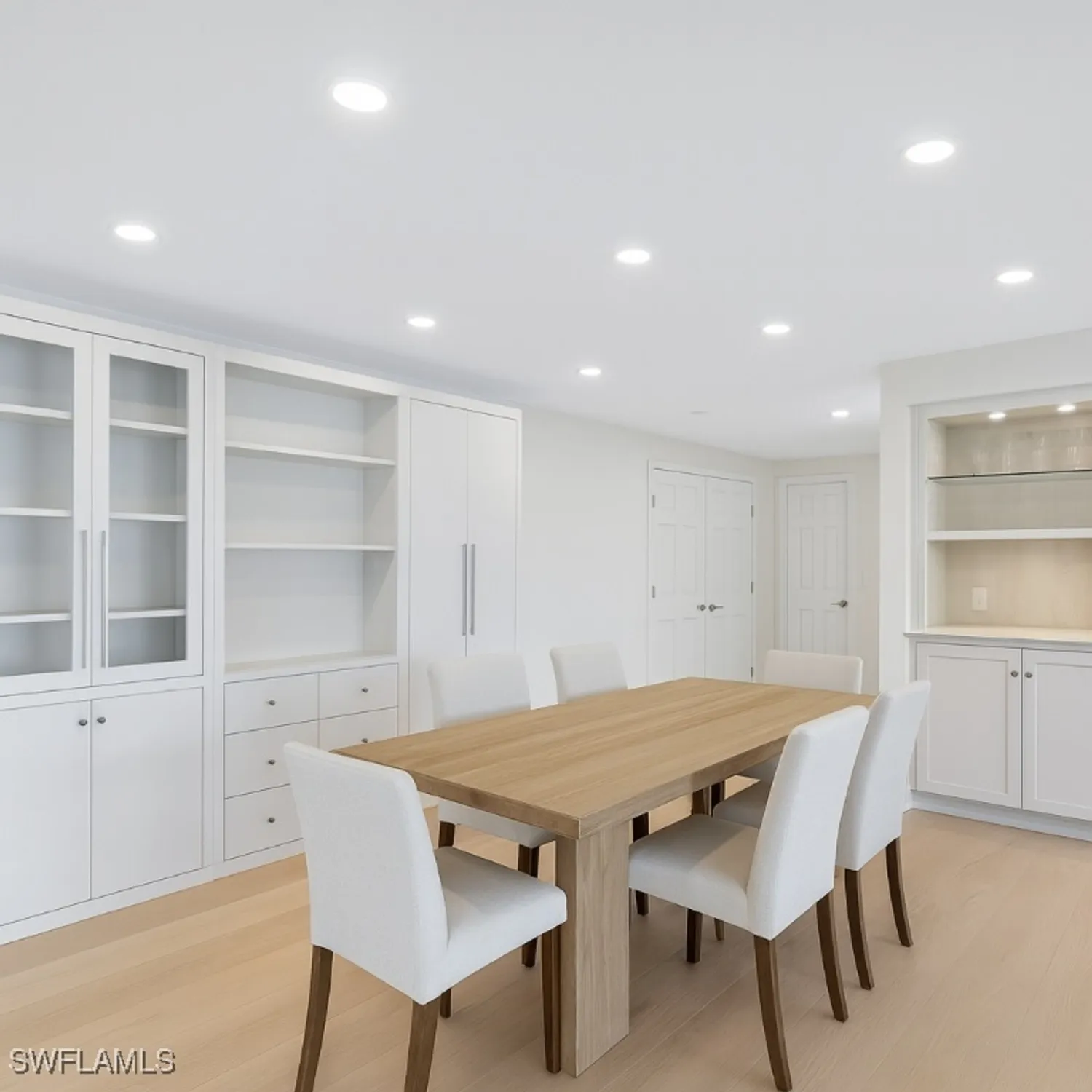 Property Slideshow image 8 of 36 | 6075 pelican bay blvd 204, Naples, FL, 34108