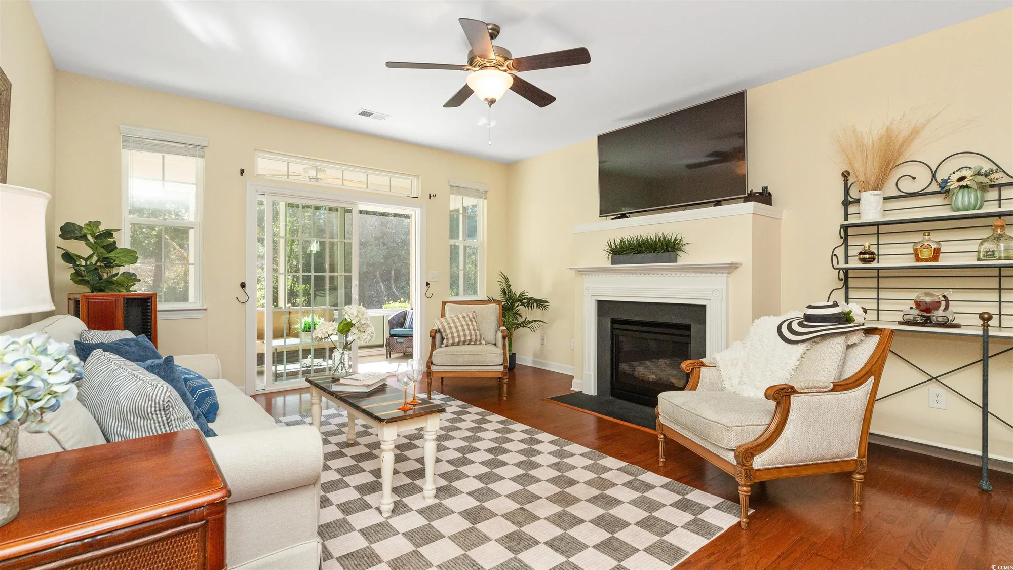 Property Slideshow image 7 of 40 | 1517 culbertson ave, Myrtle Beach, SC, 29577