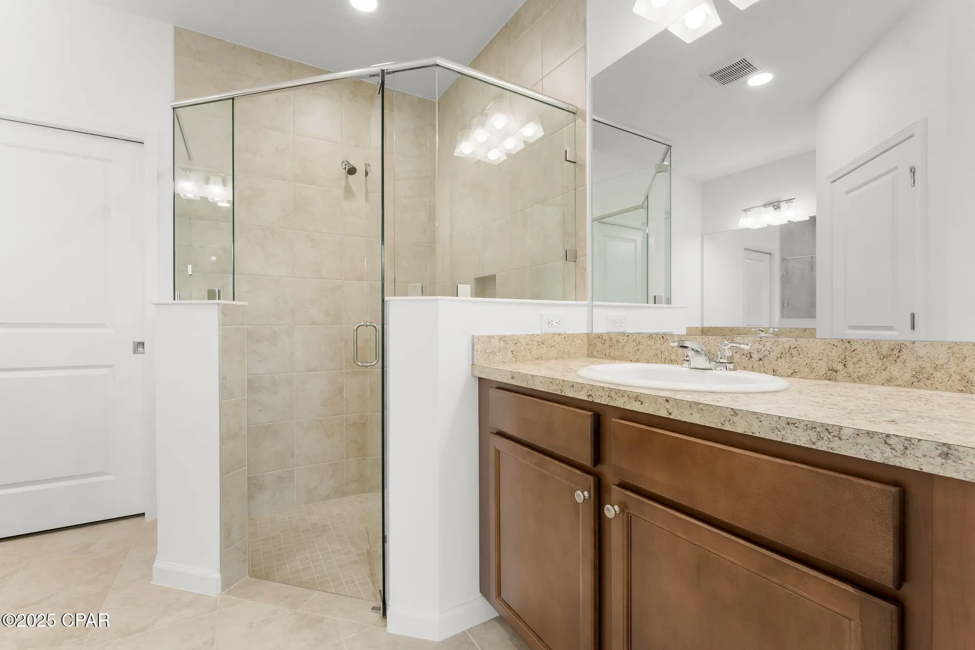 Property Slideshow image 8 of 43 | 8414 hang loose ct, Panama City Beach, FL, 32413