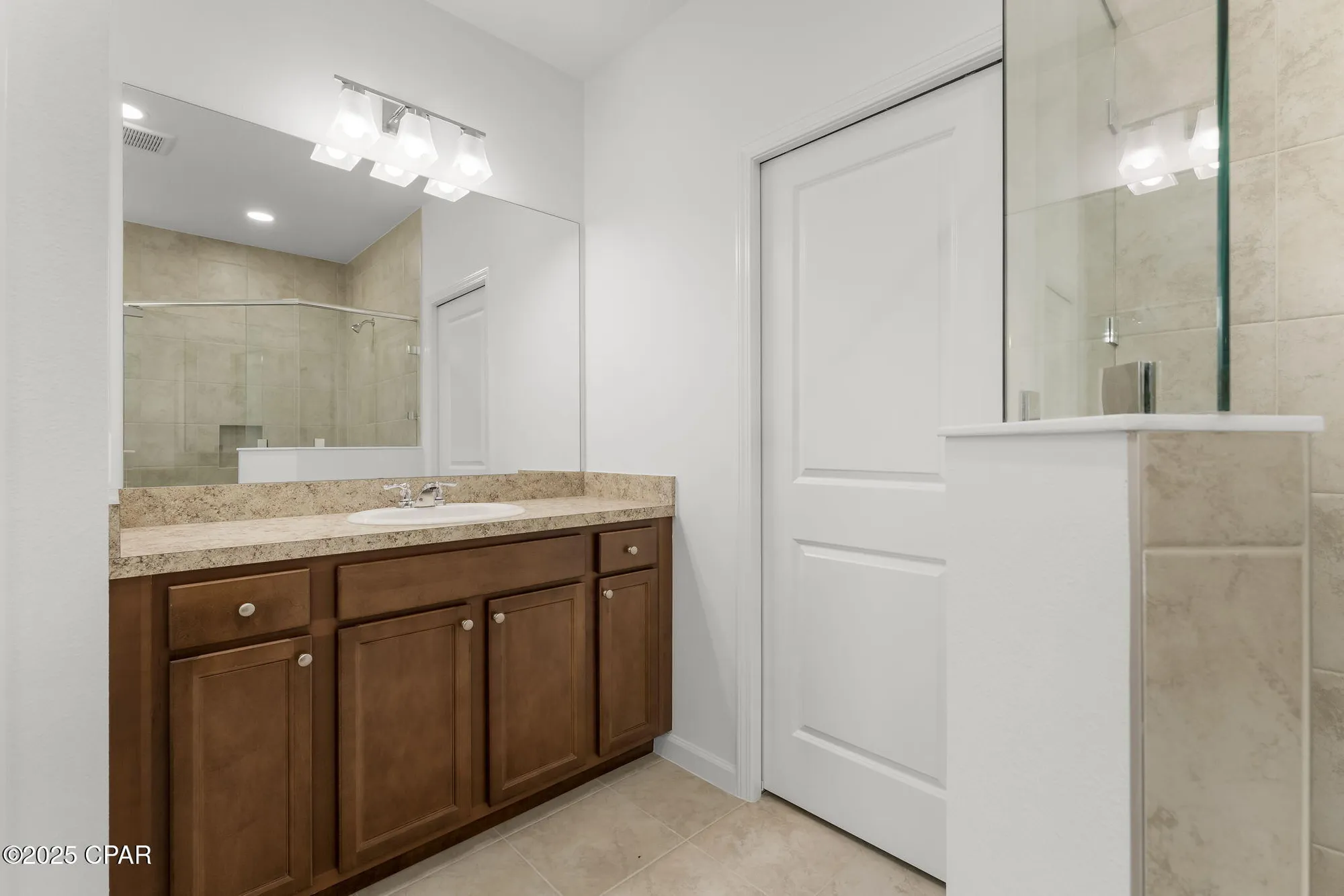 Property Slideshow image 9 of 43 | 8414 hang loose ct, Panama City Beach, FL, 32413