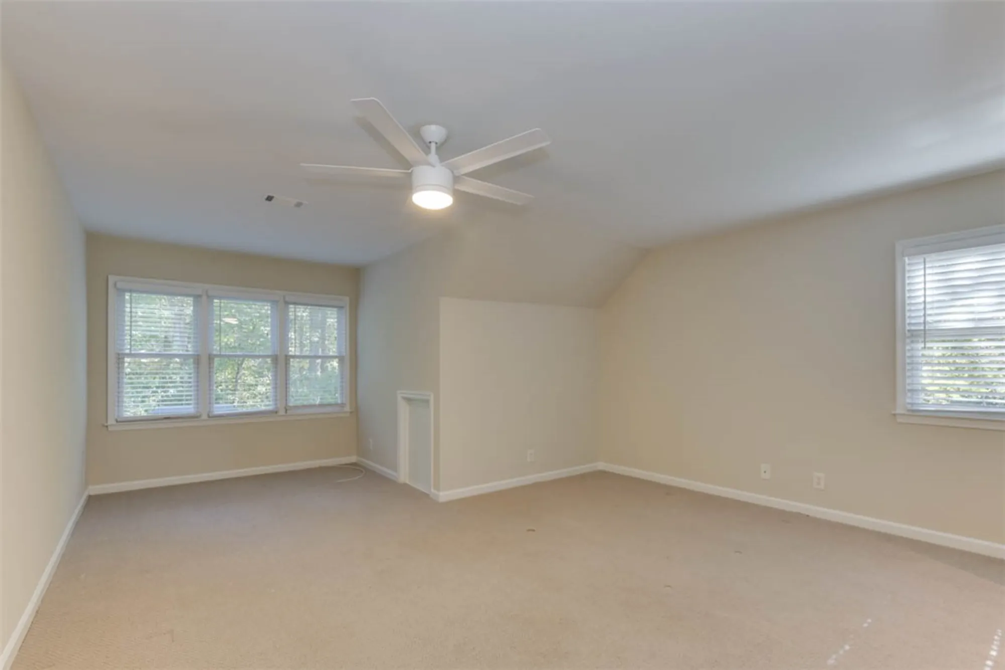 Property Slideshow image 30 of 45 | 214 archers mead, Williamsburg, VA, 23185