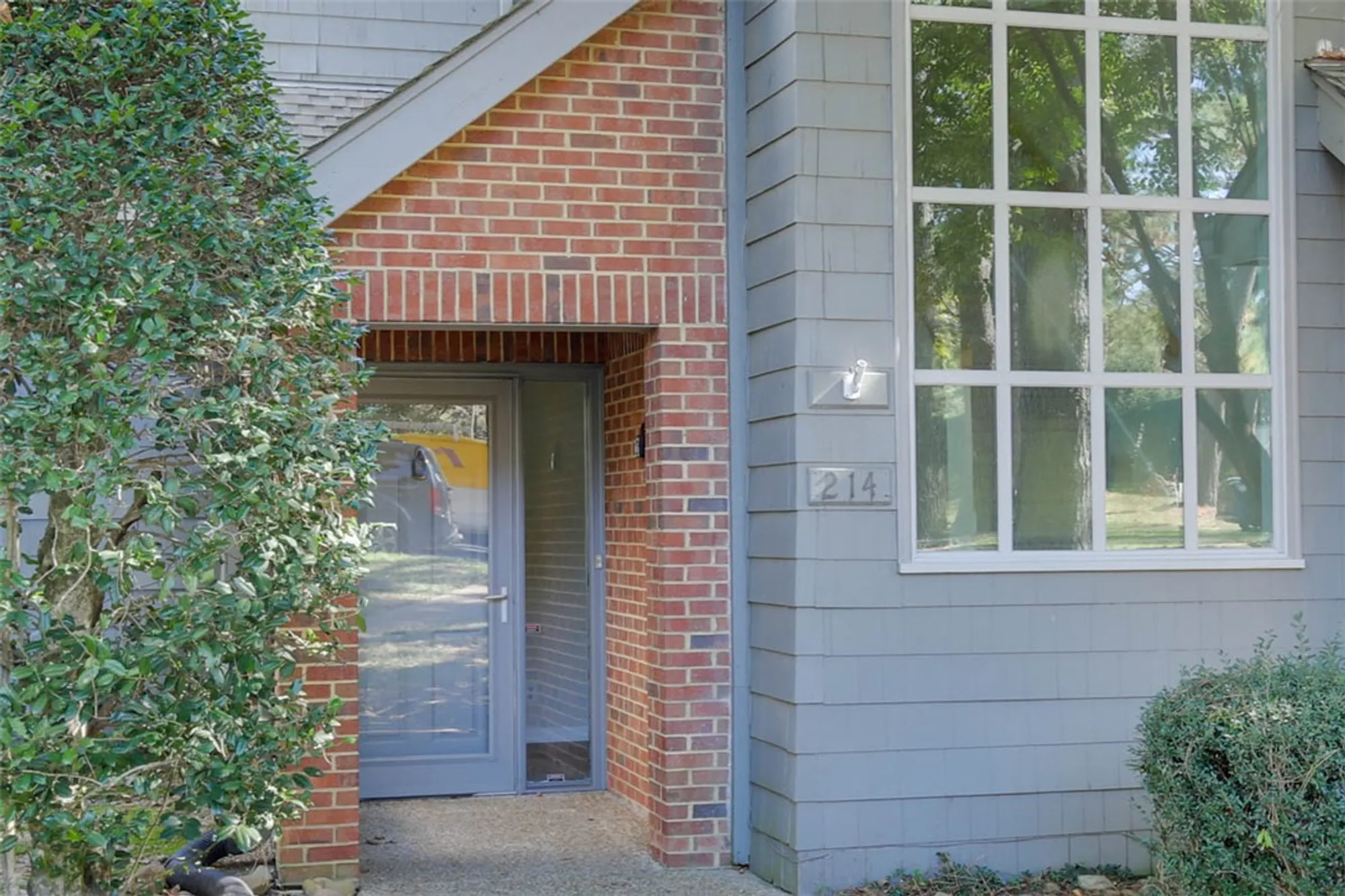 Property Slideshow image 4 of 45 | 214 archers mead, Williamsburg, VA, 23185