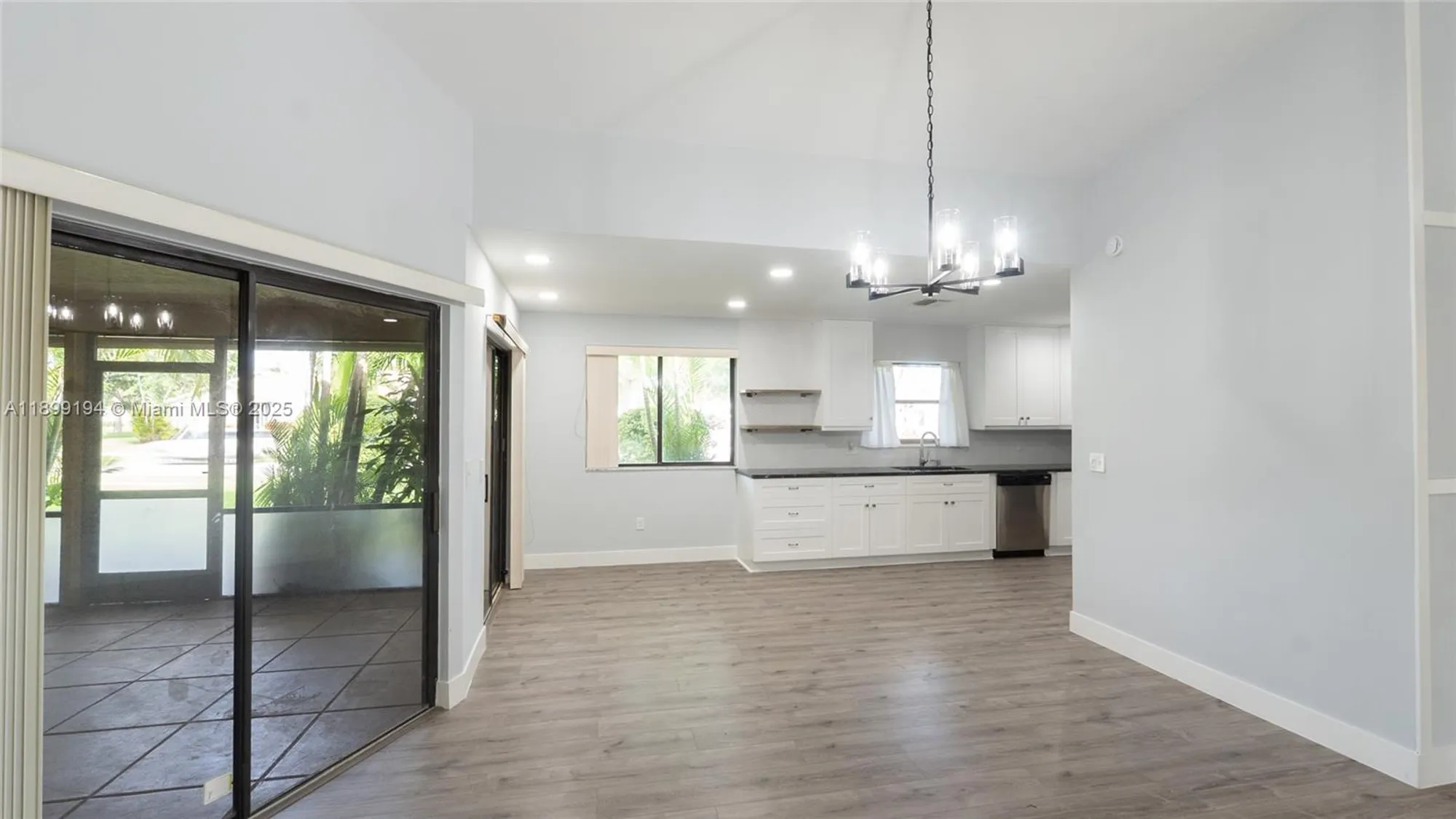 Property Slideshow image 13 of 40 | 3115 nw 12th st, Delray Beach, FL, 33445