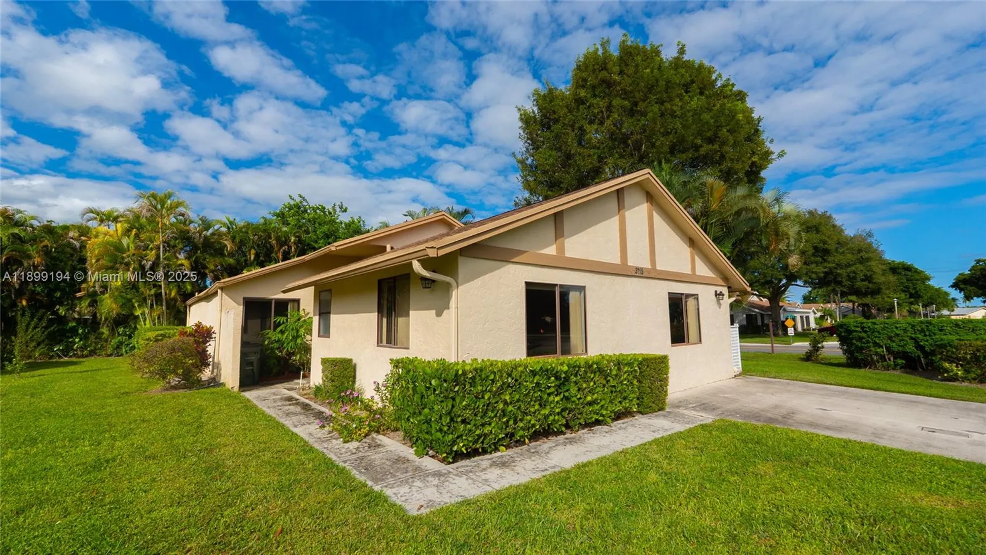 Property Slideshow image 35 of 40 | 3115 nw 12th st, Delray Beach, FL, 33445