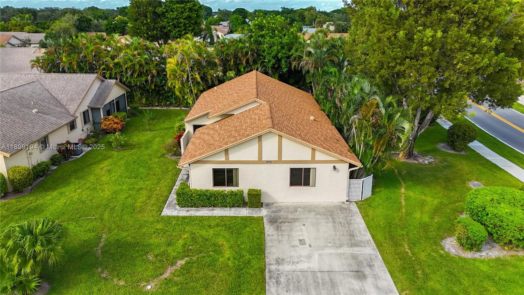 Property Slideshow image 9 of 40 | 3115 nw 12th st, Delray Beach, FL, 33445