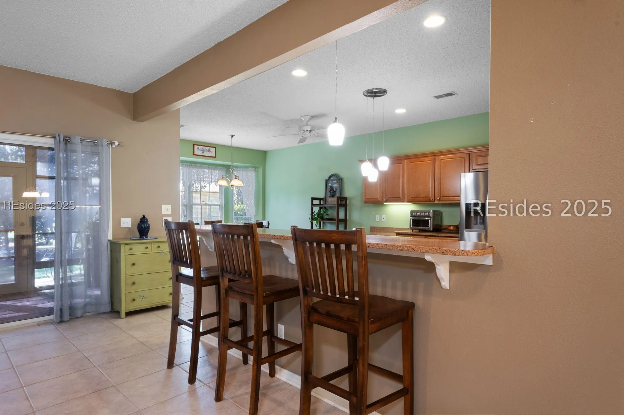 Property Slideshow image 12 of 36 | 186 hampton cir, Bluffton, SC, 29909