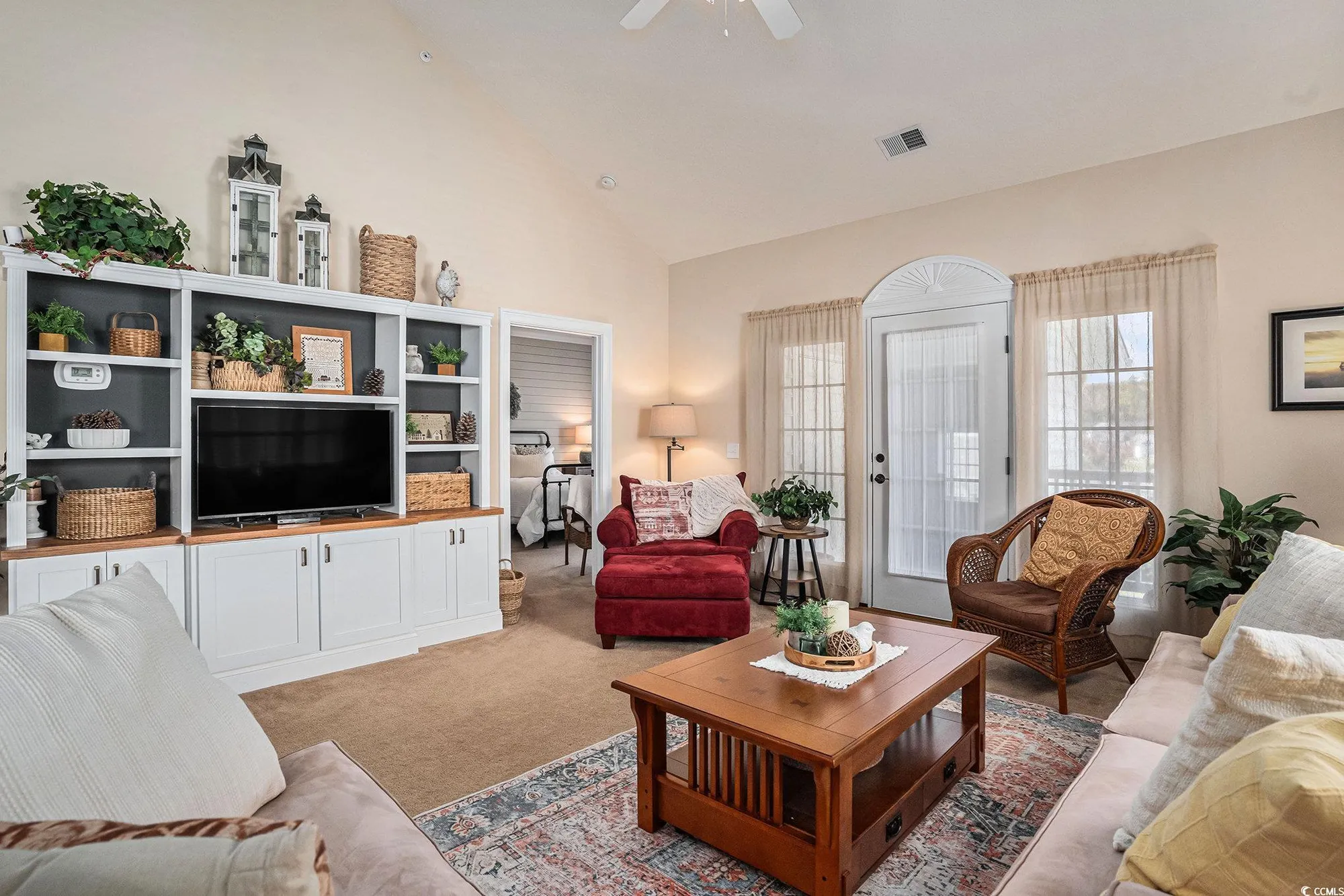 Property Slideshow image 10 of 32 | 806 sail ln 202, Murrells Inlet, SC, 29576