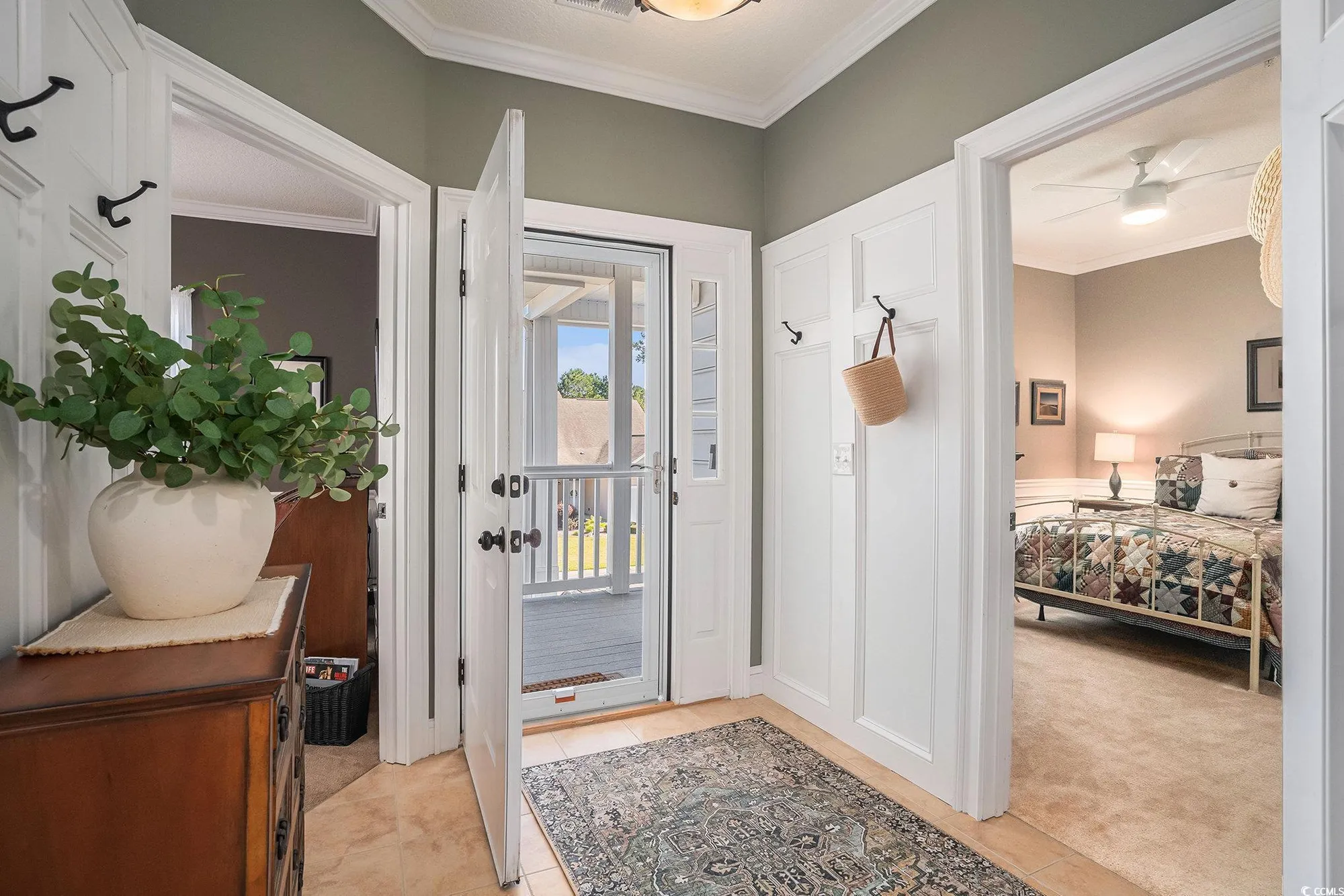 Property Slideshow image 5 of 32 | 806 sail ln 202, Murrells Inlet, SC, 29576
