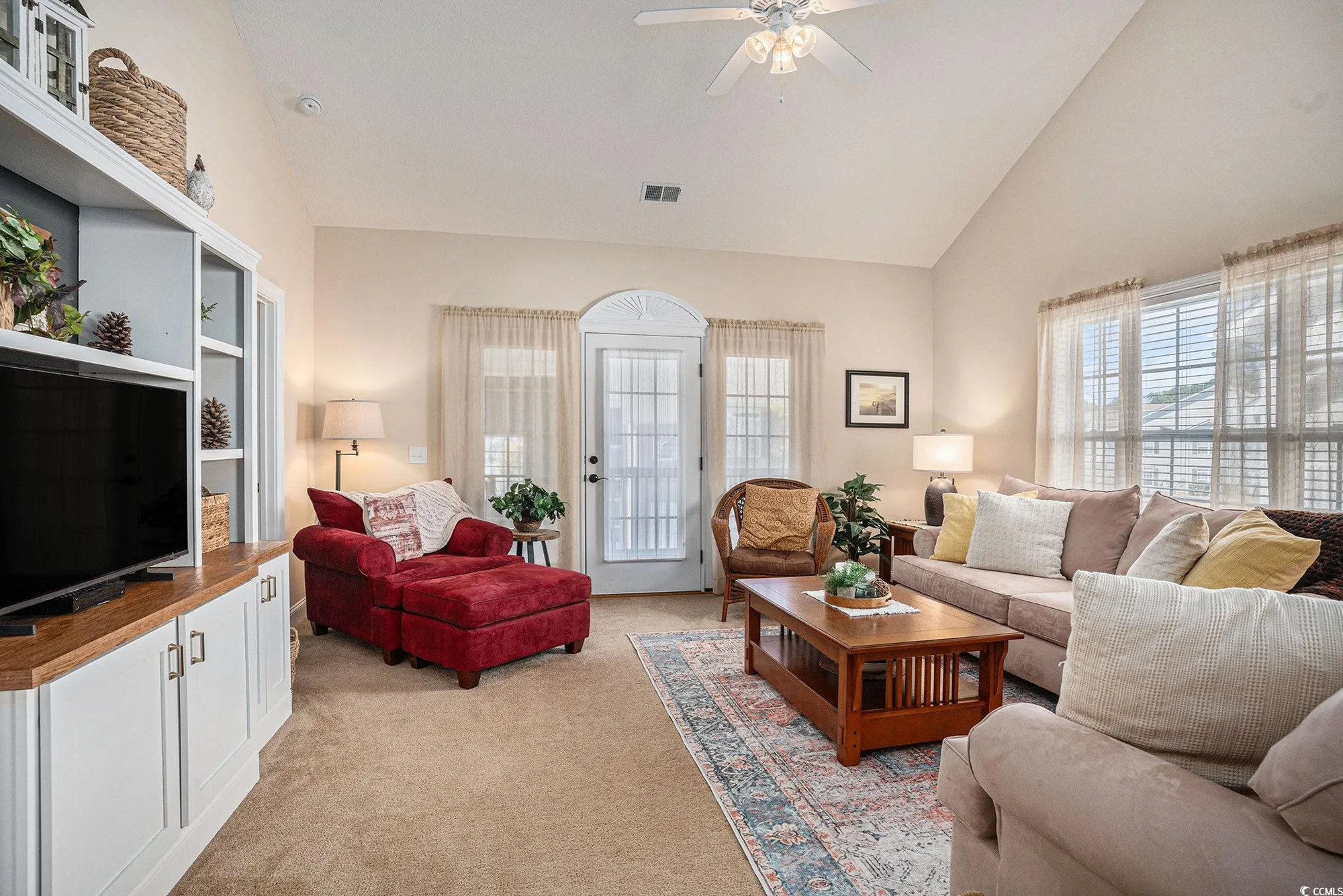 Property Slideshow image 9 of 32 | 806 sail ln 202, Murrells Inlet, SC, 29576