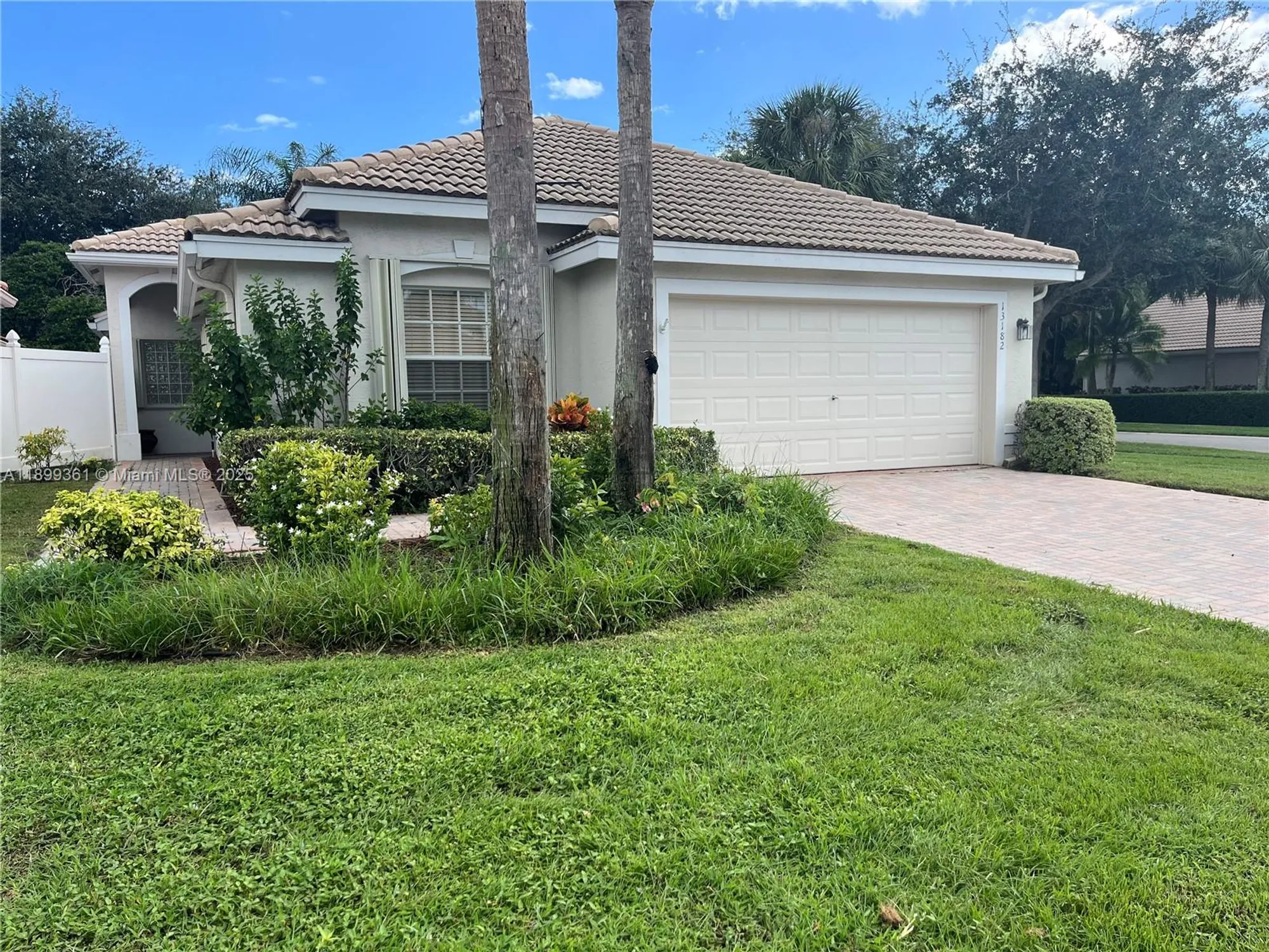 Property Slideshow image 2 of 10 | 13182 la sabina dr, Delray Beach, FL, 33446