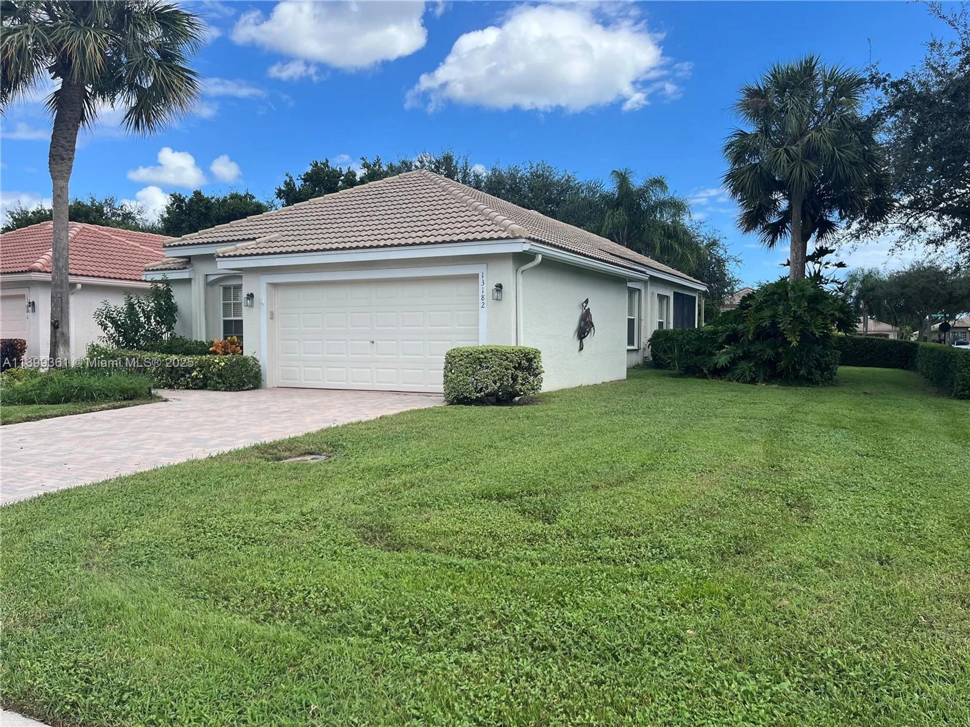 Property Slideshow image 5 of 10 | 13182 la sabina dr, Delray Beach, FL, 33446